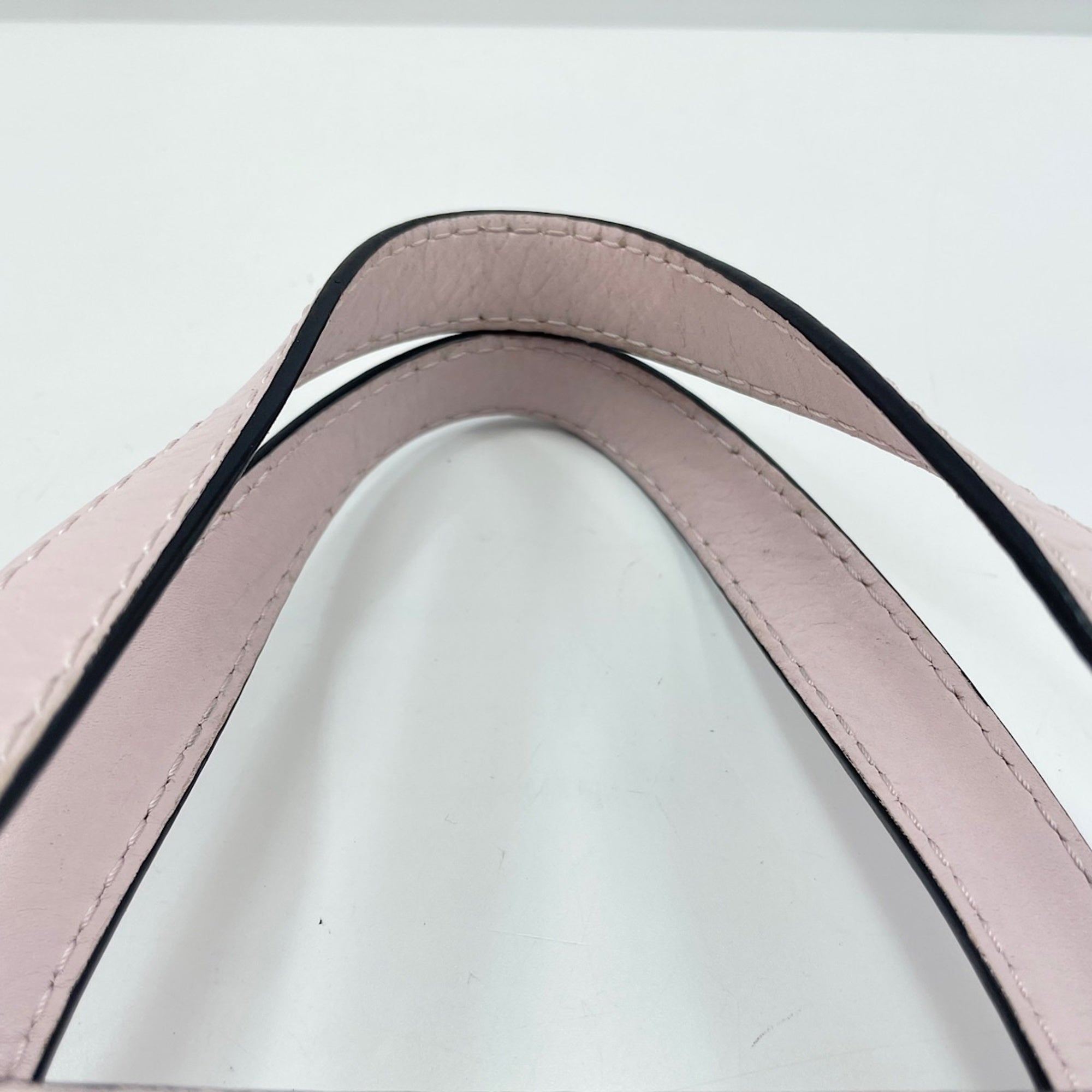 Loewe Pink Leather Handbag (Pre-Owned)