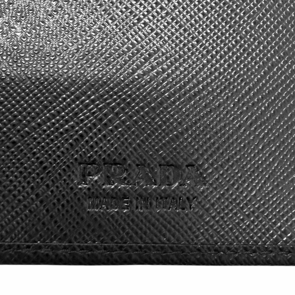 Prada Black Leather Long Wallet (Bi-Fold) (Pre-Owned)