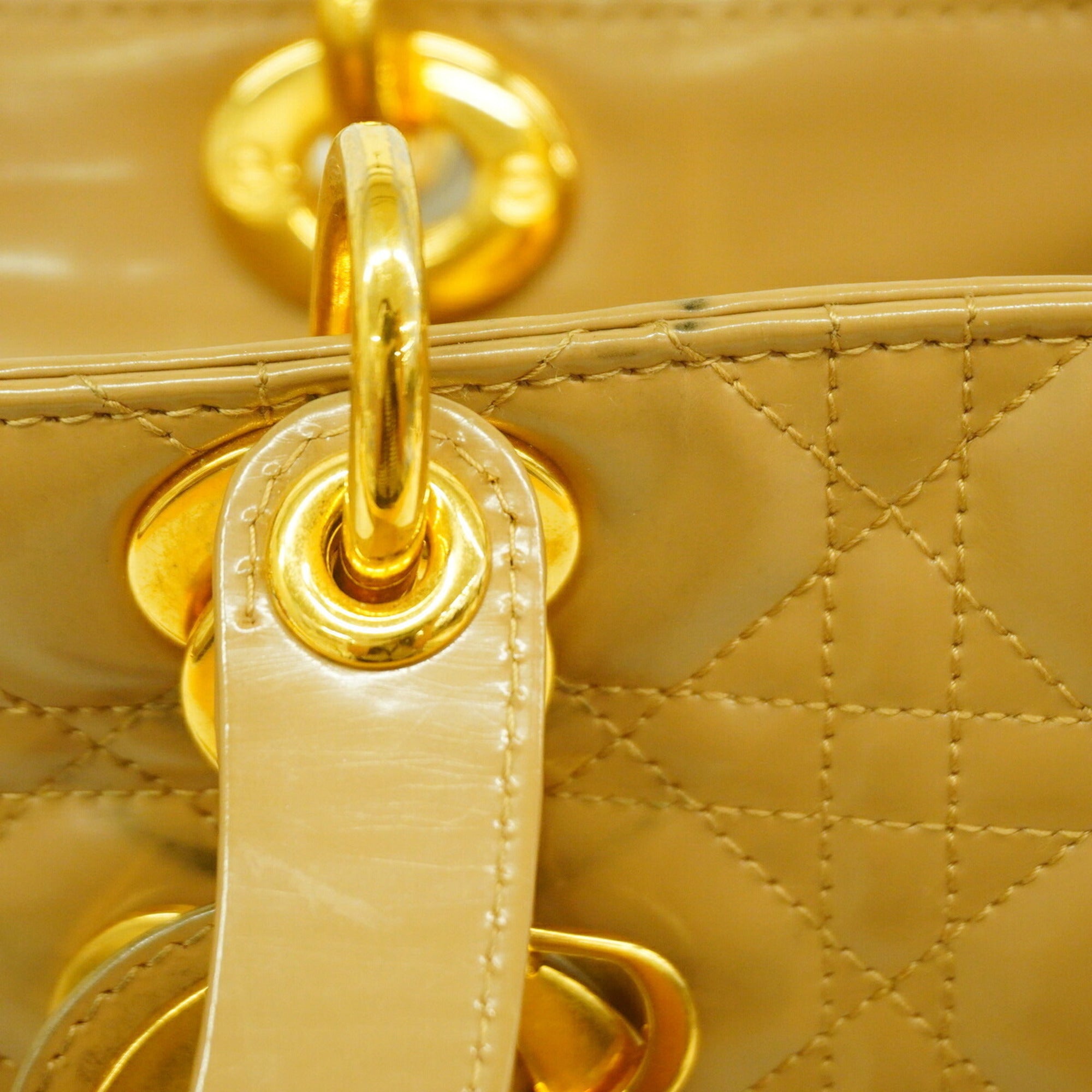 Christian Dior Beige Handbag (Pre-Owned)