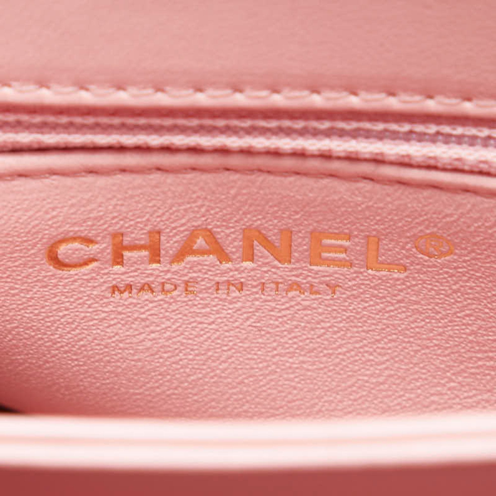 Chanel Pink Leather Handbag Shoulder Bag (Pre-Owned)