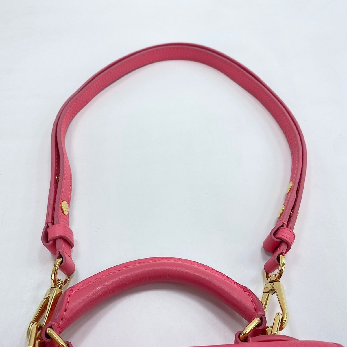 Louis Vuitton Pink Handbag (Pre-Owned)