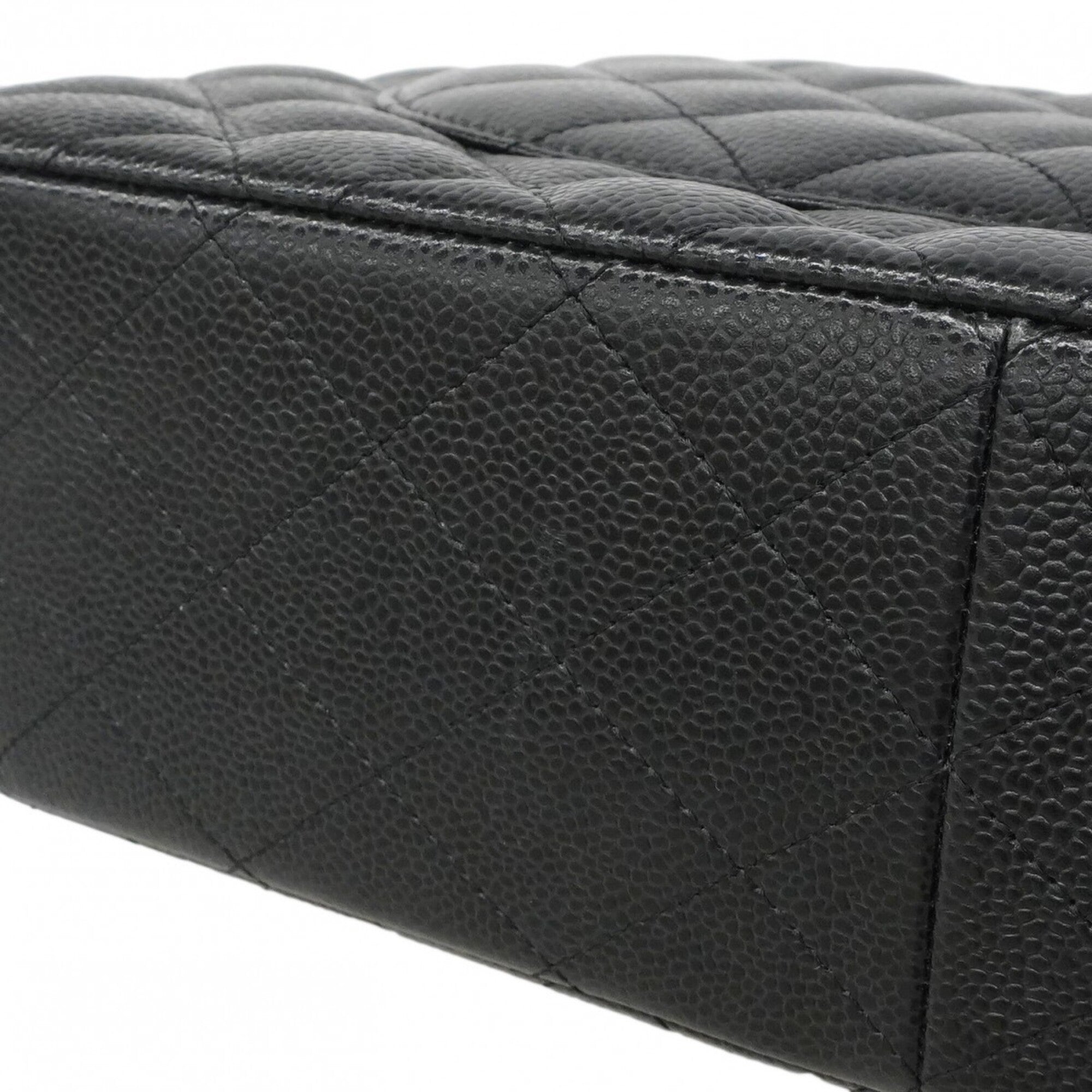 Chanel Black Grained Calfskin Shoulder Bag (Pre-Owned)