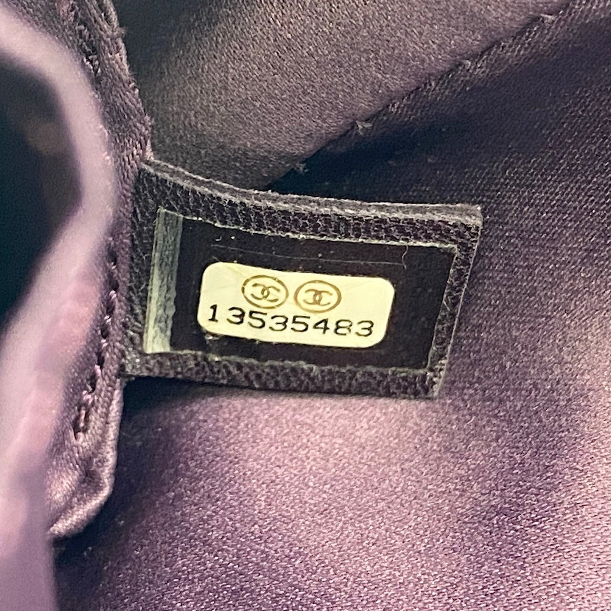 Chanel Purple Shoulder Bag (Pre-Owned)