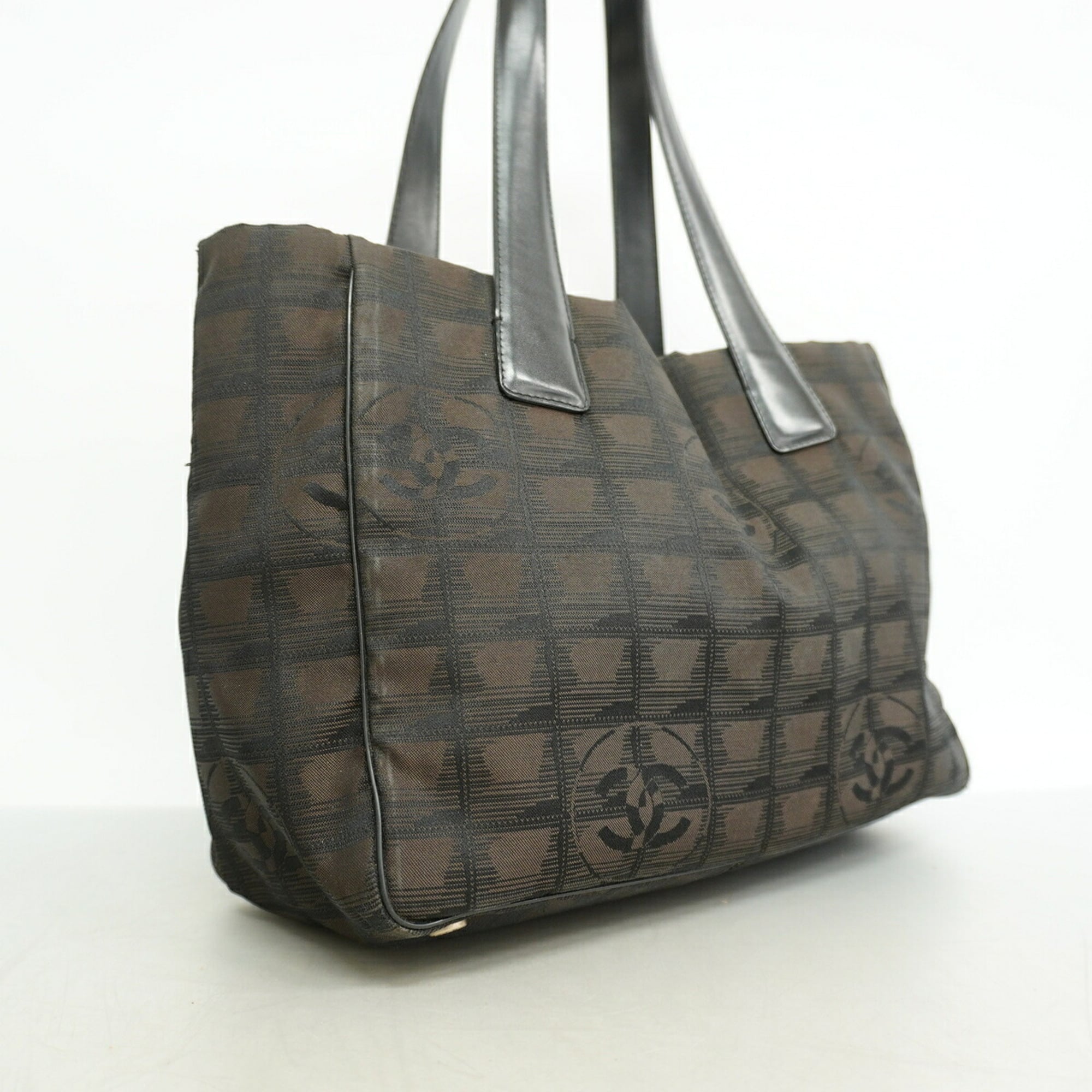 Chanel Black Brown Nylon Tote Bag (Pre-Owned)