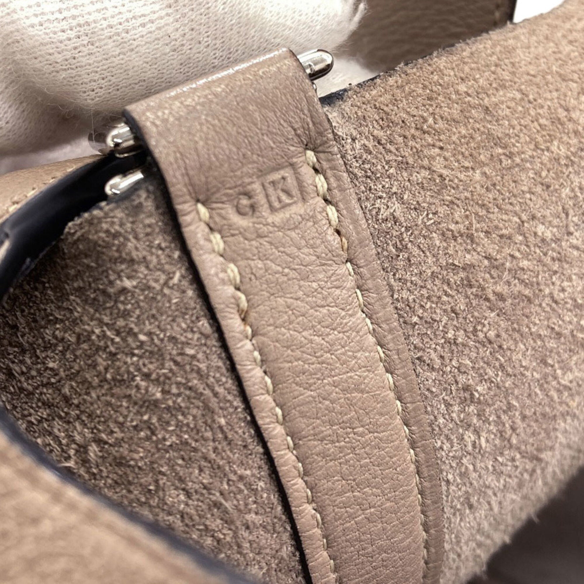 Hermes Gris Tourterelle Chevre Leather Handbag (Pre-Owned)