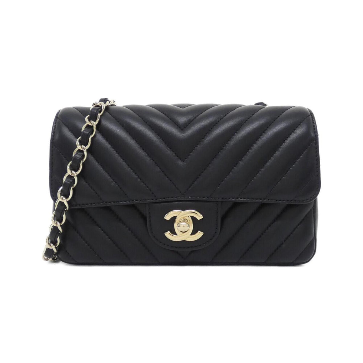 Chanel Black Leather Shoulder Bag (Pre-Owned)