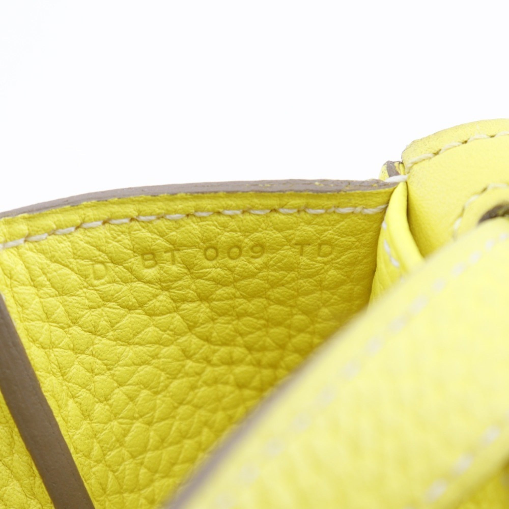 Hermes Taurillon Clemence Leather Handbag (Pre-Owned)