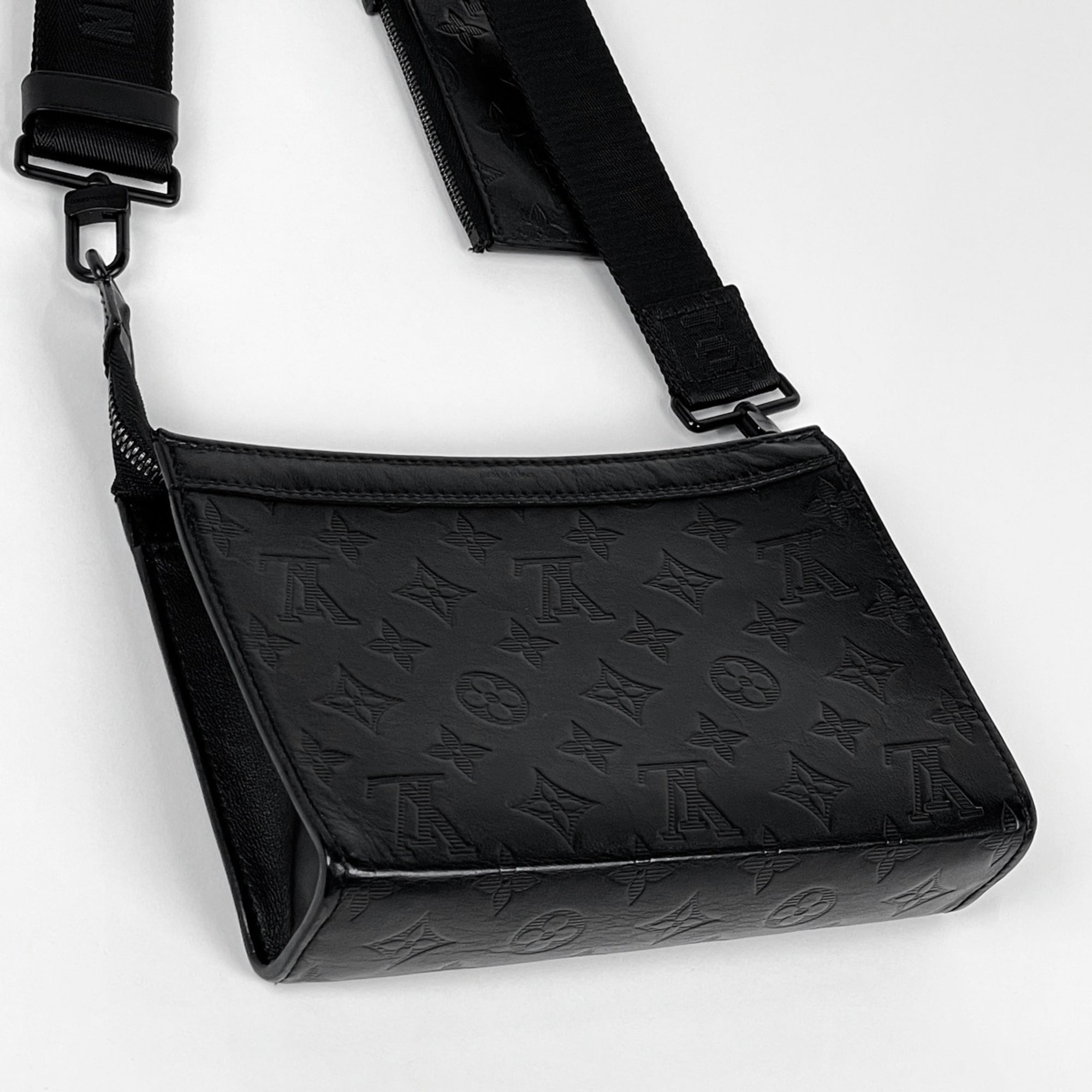 Louis Vuitton Monogram Shadow Black Noir Monogram Shadow Shoulder Bag (Pre-Owned)