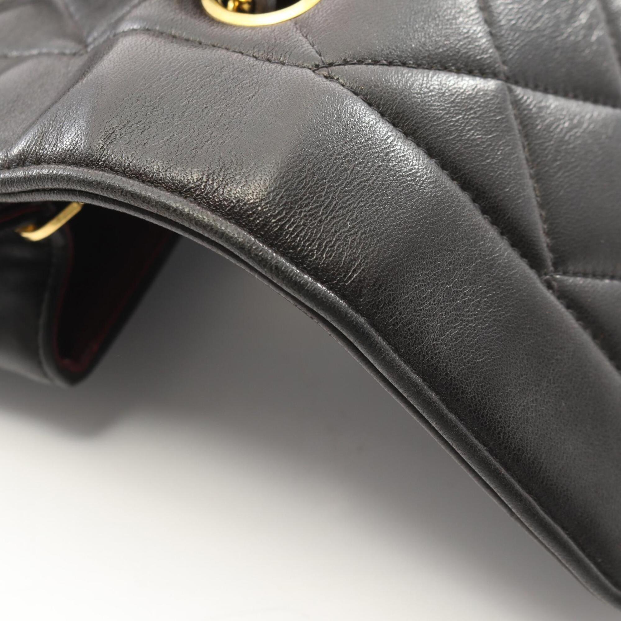 Chanel Matelasse Black Leather Handbag Shoulder Bag (Pre-Owned)