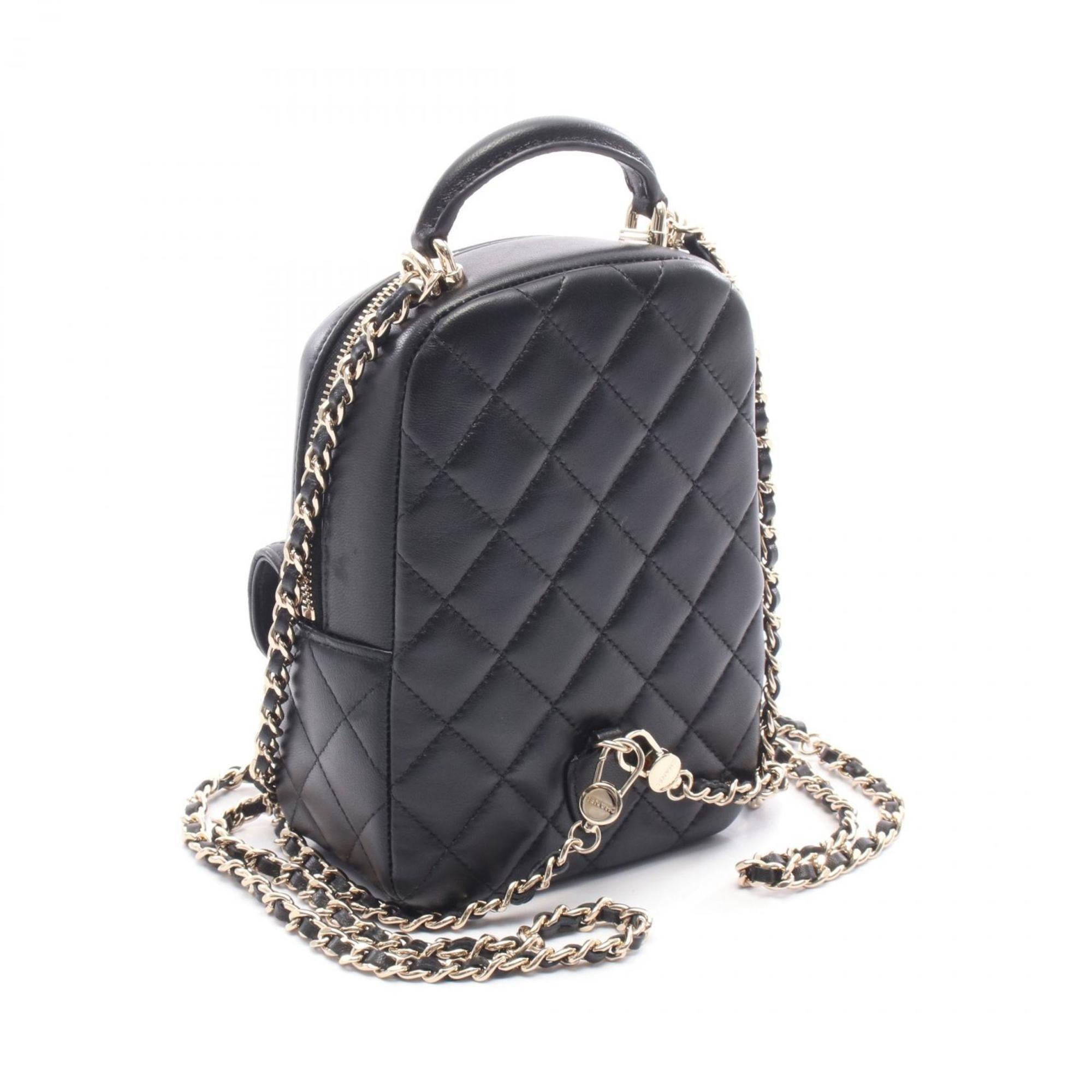 Chanel Black Leather Backpack Handbag (Pre-Owned)
