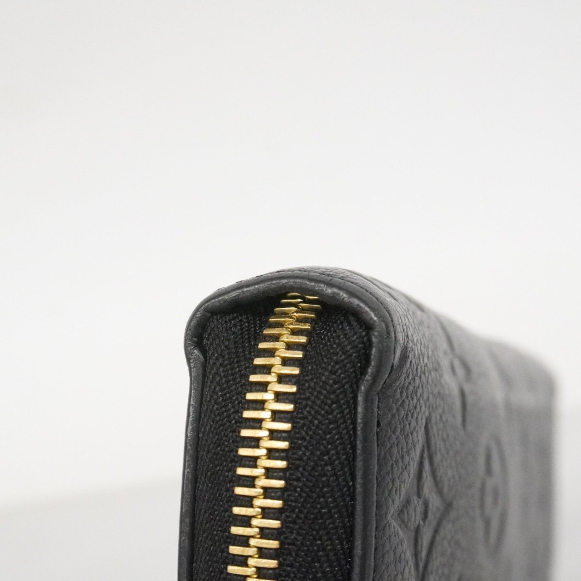 Louis Vuitton Noir Long Wallet (Bi-Fold) (Pre-Owned)