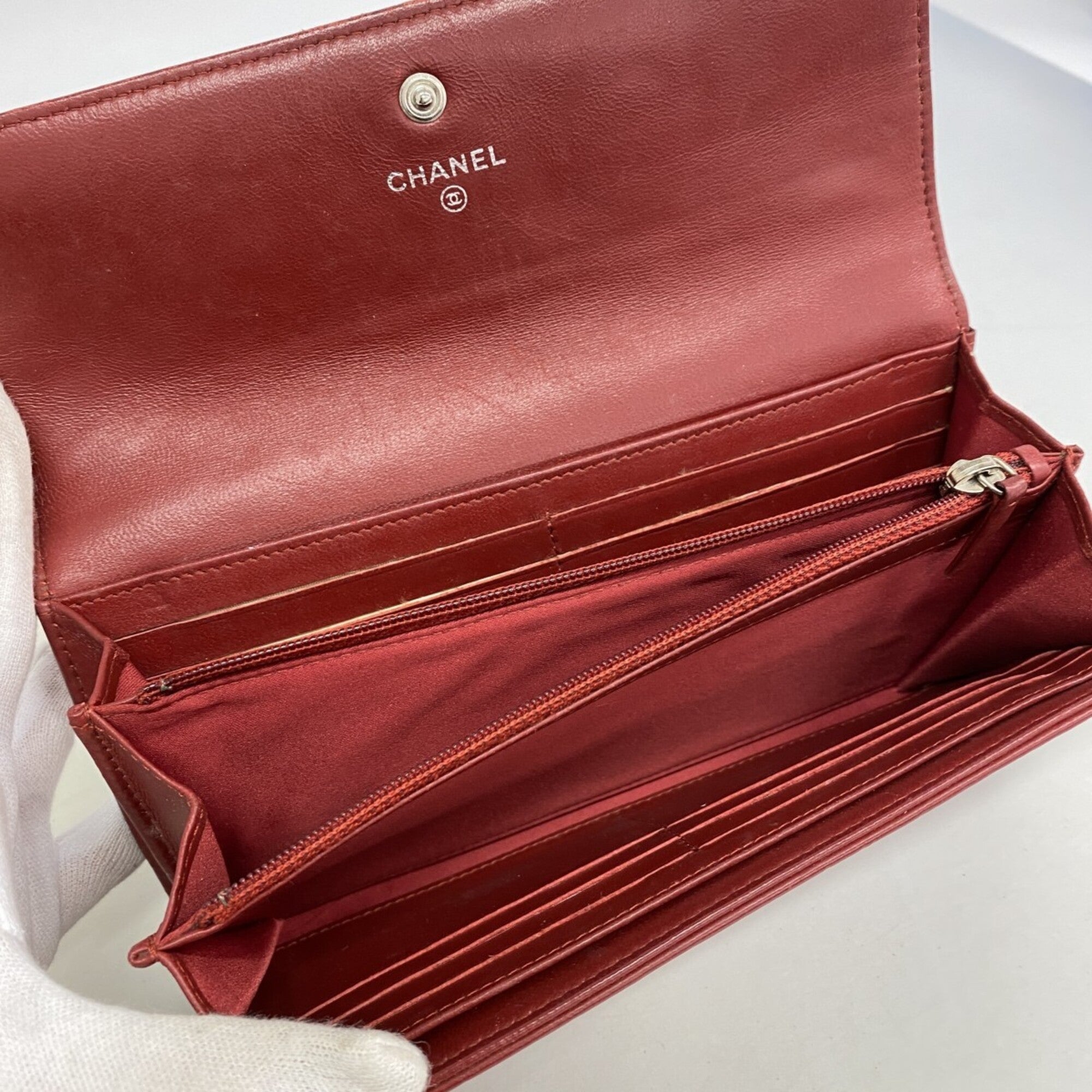 Chanel Bordeaux Leather Long Wallet (Bi-Fold) (Pre-Owned)