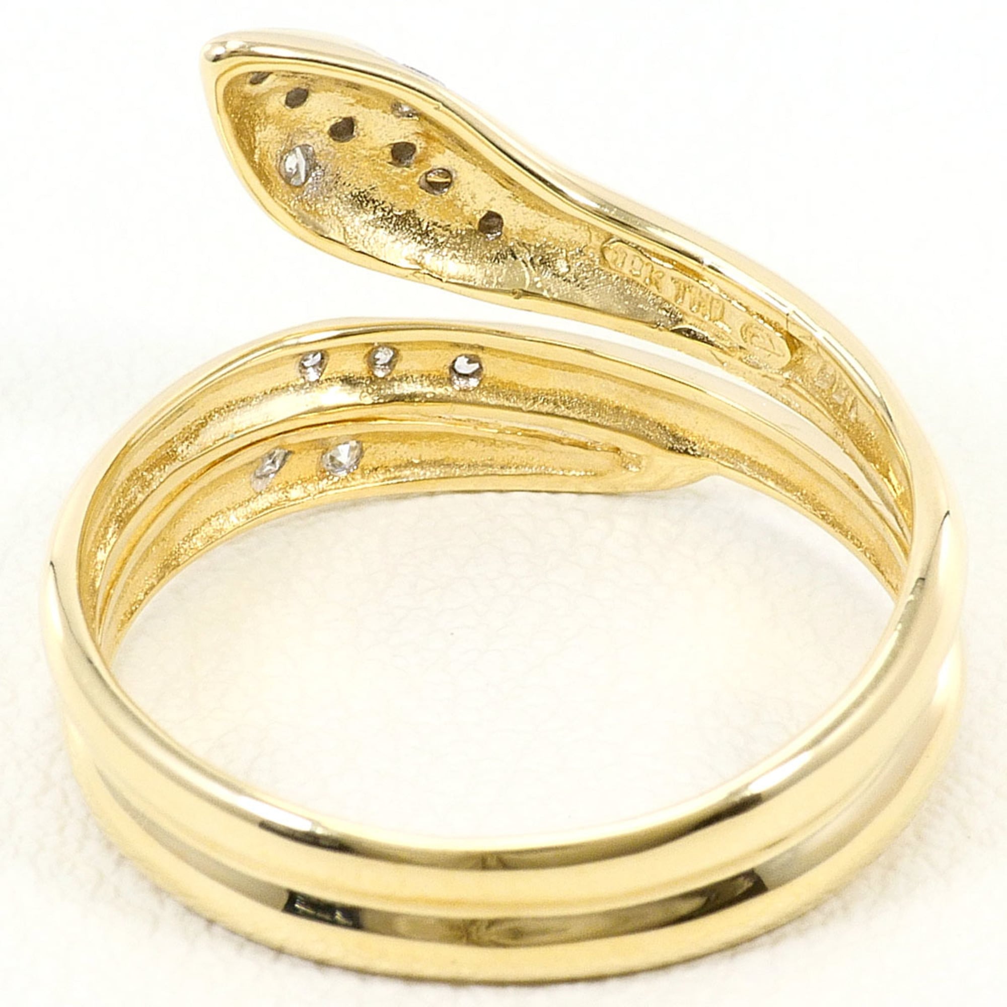 Unbranded White Gold Yellow Gold White Gold (10K) Yellow Gold (10K) Band Ring (Pre-Owned)