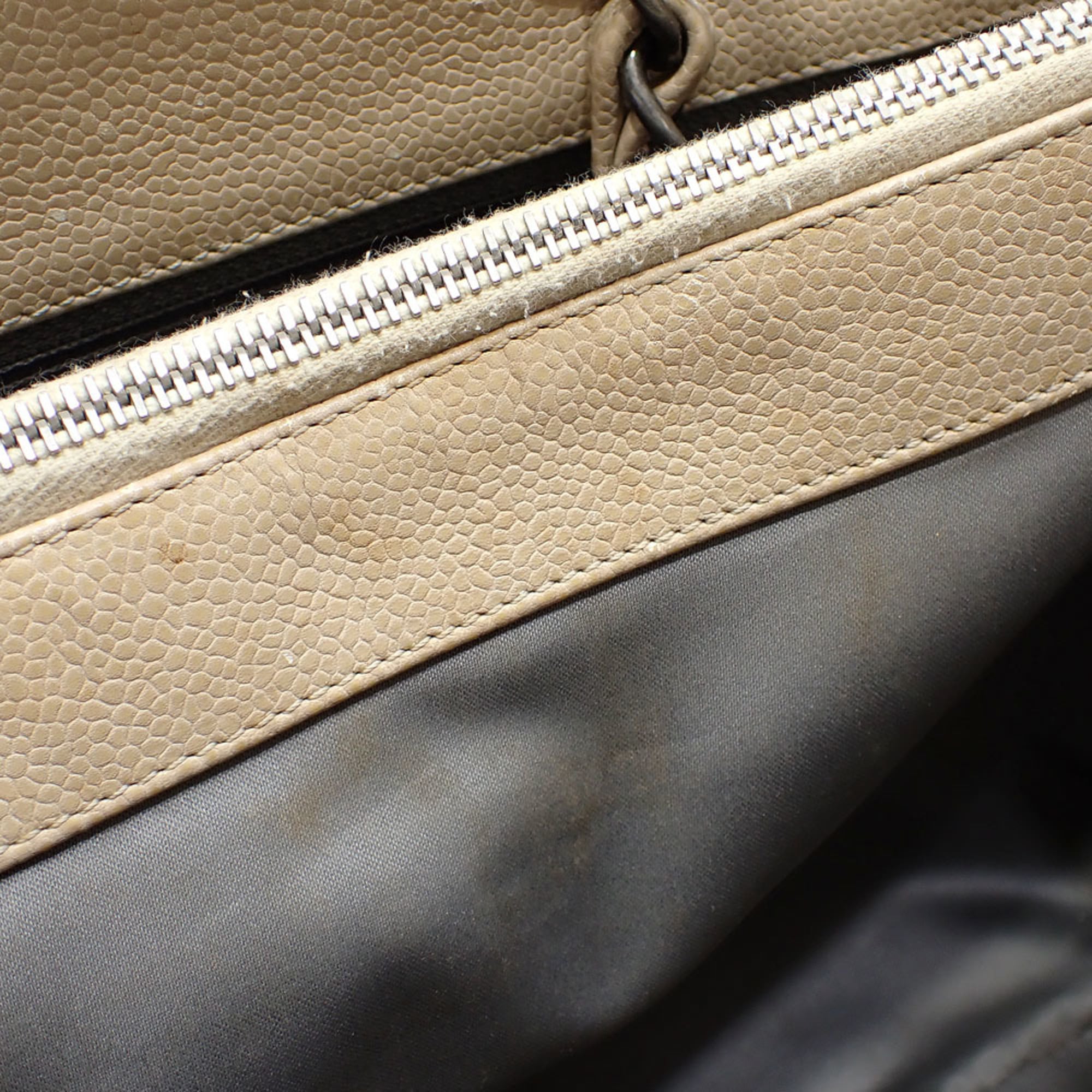 Chanel Matelasse Beige Grained Calfskin Tote Bag (Pre-Owned)