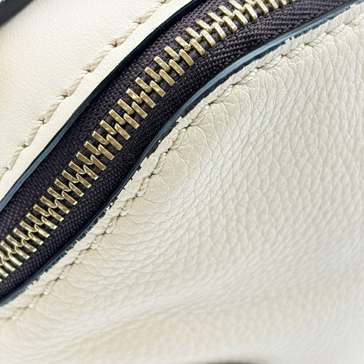 Chloé Beige Leather Shoulder Bag (Pre-Owned)
