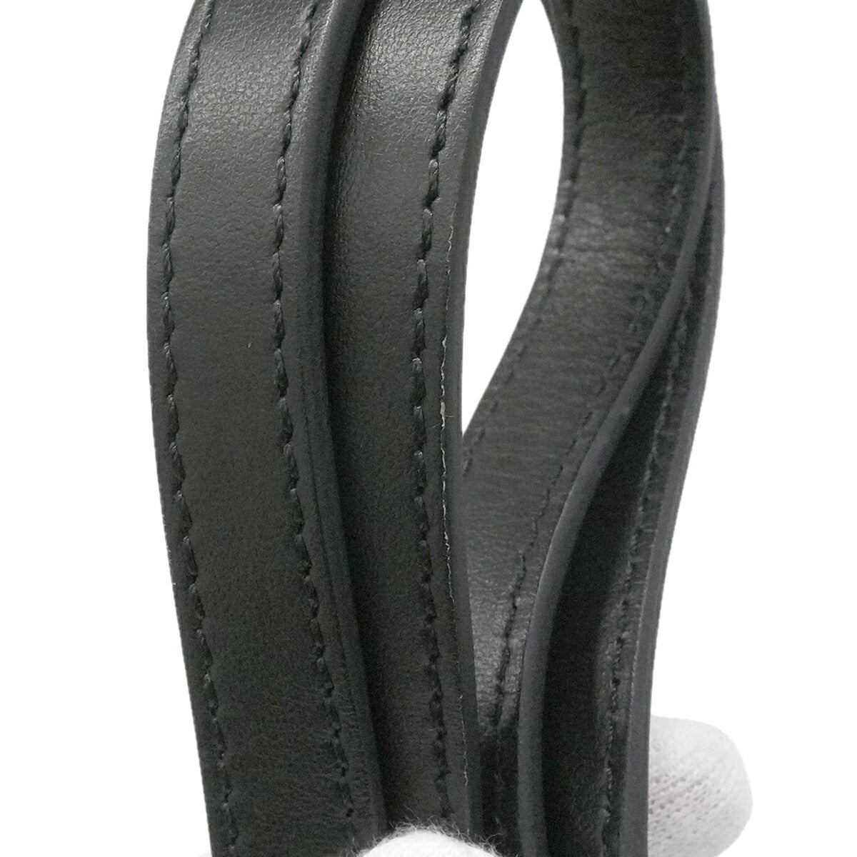 Louis Vuitton Noir Shoulder Bag (Pre-Owned)