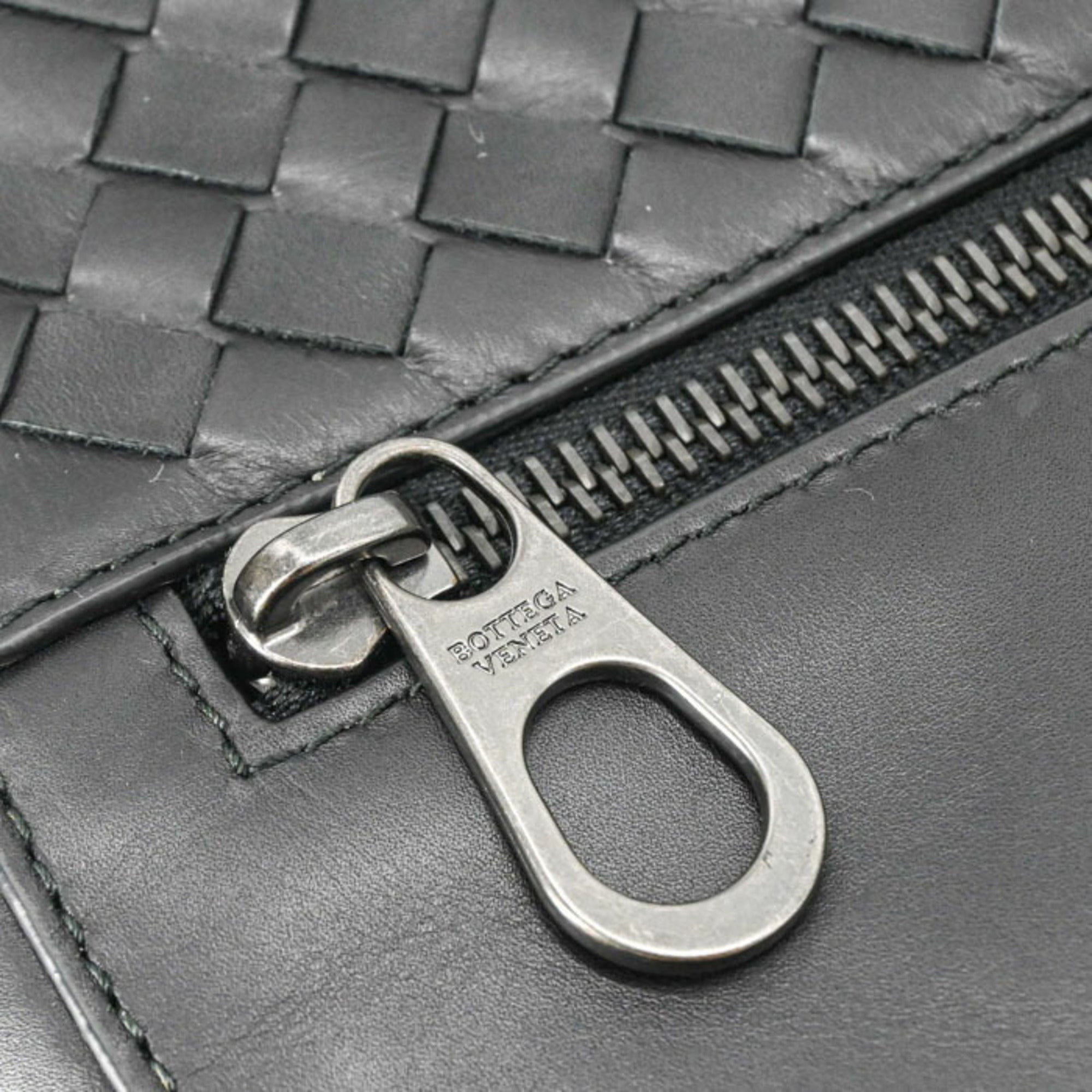 Bottega Veneta Black Intrecciato Leather Shoulder Bag (Pre-Owned)
