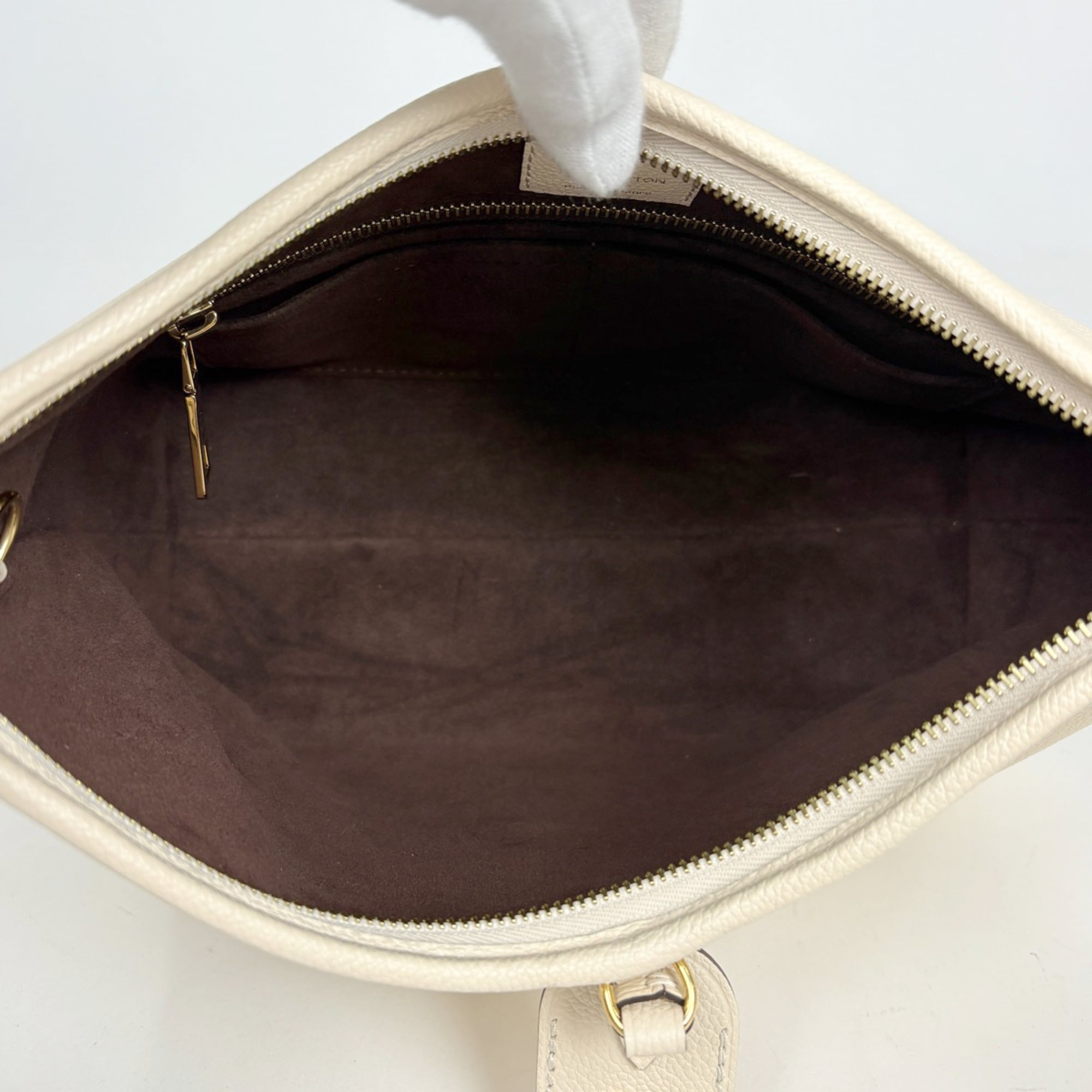 Louis Vuitton Cream White Monogram Empreinte Shoulder Bag (Pre-Owned)