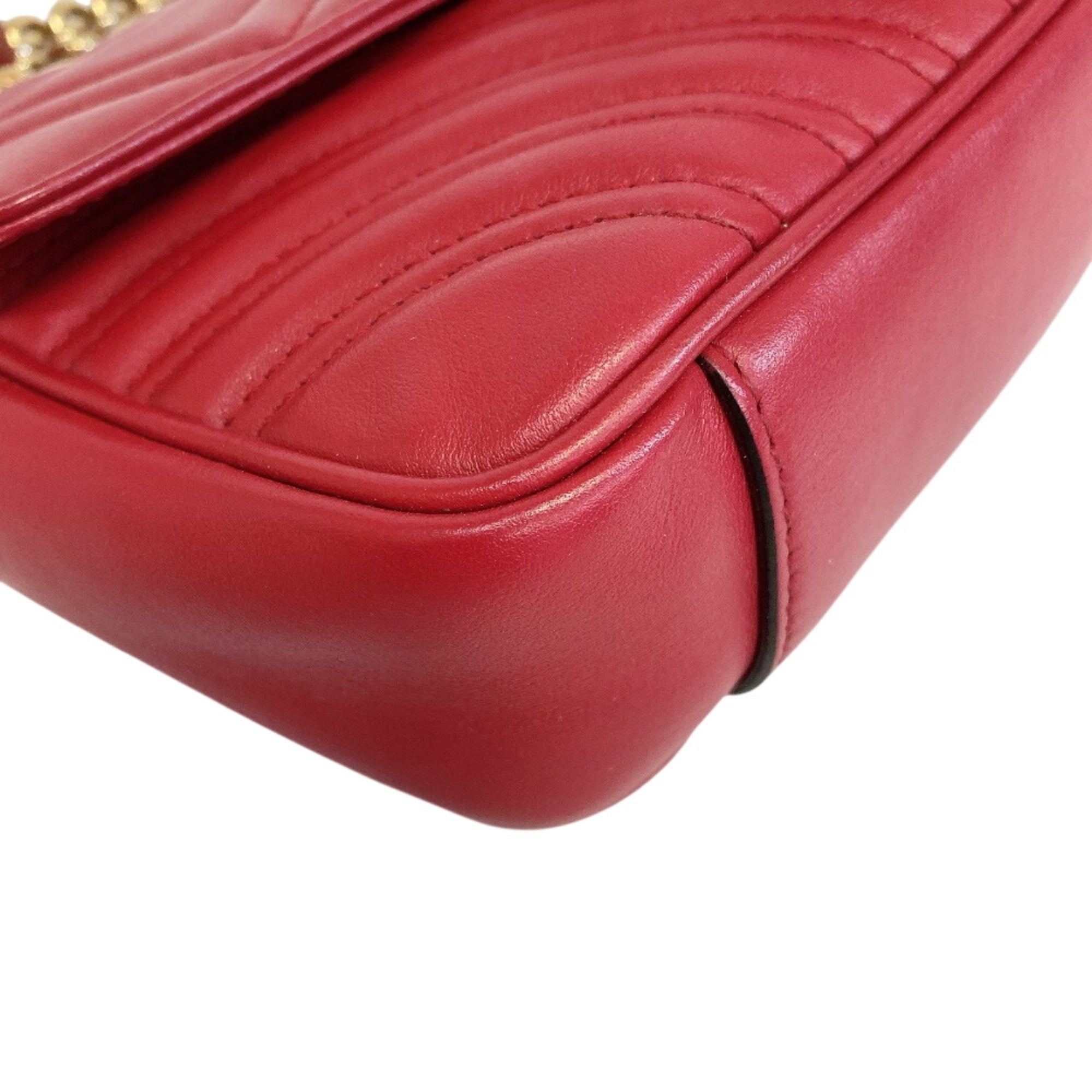 Gucci Red Color Leather Shoulder Bag (Pre-Owned)