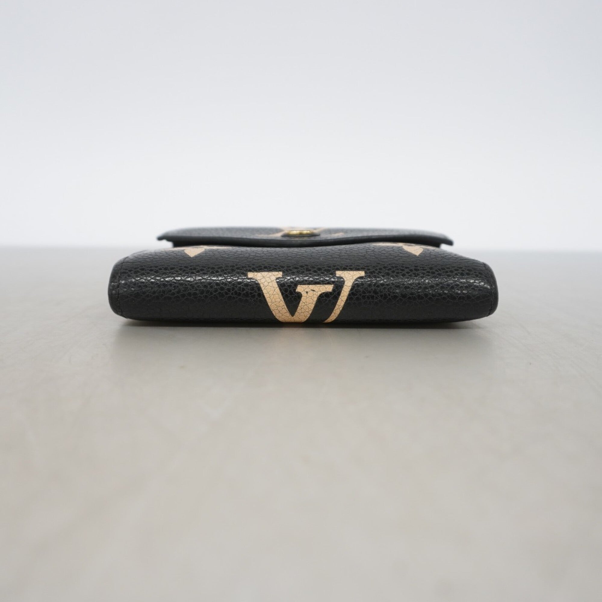 Louis Vuitton Beige Black Wallet (Tri-Fold) (Pre-Owned)