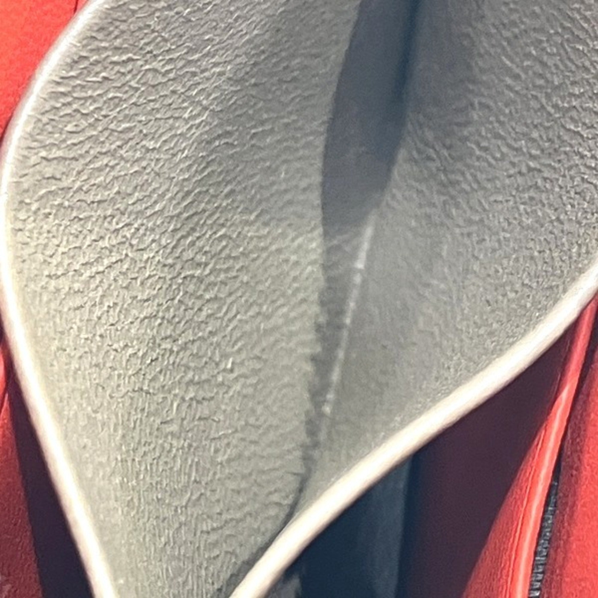 Bottega Veneta Red Color Leather Coin Purse/Coin Case (Pre-Owned)