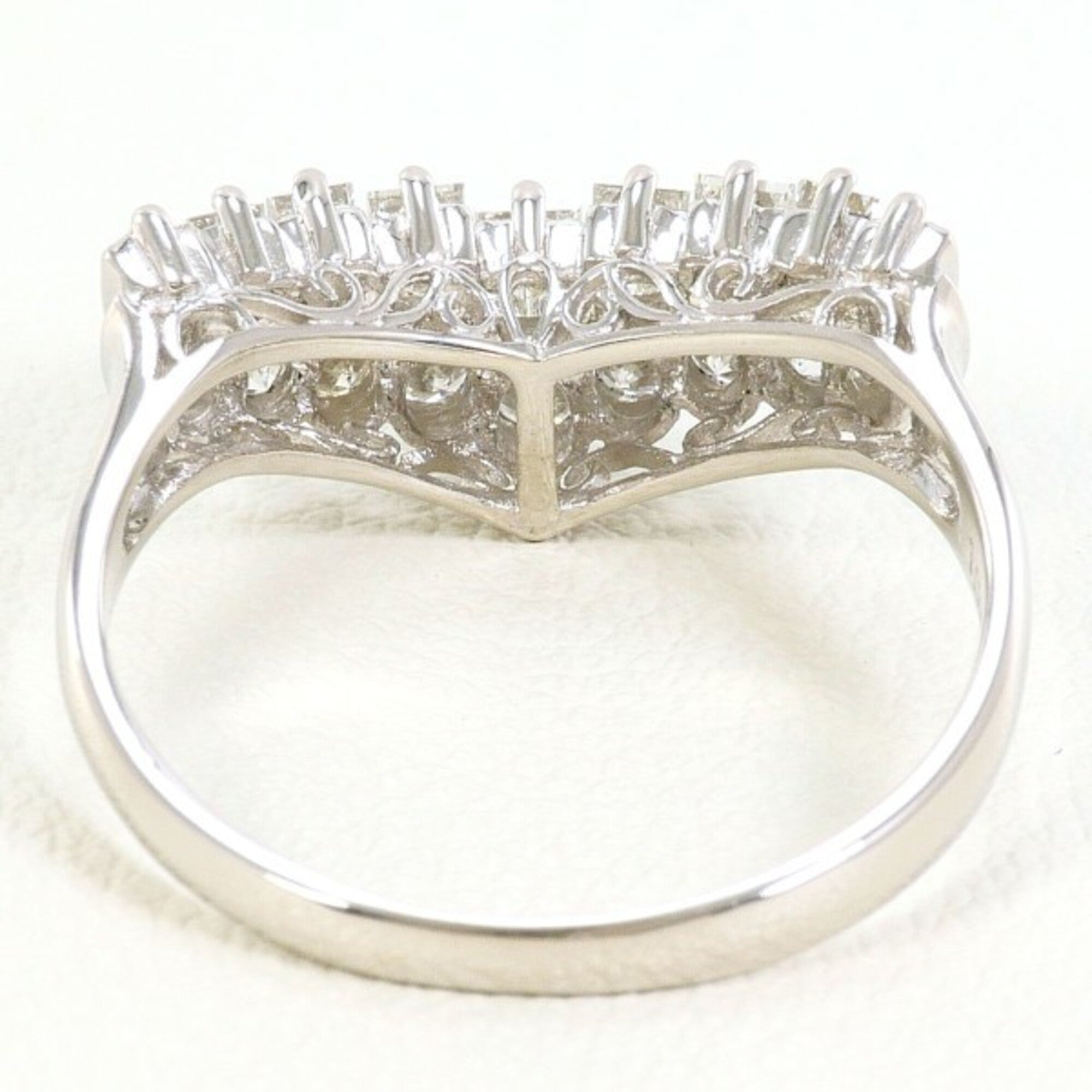 Unbranded Platinum Platinum 900 Band Ring (Pre-Owned)