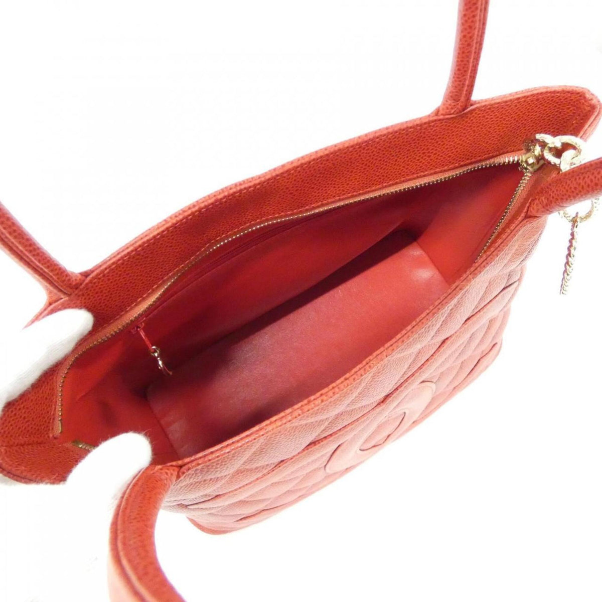 Chanel Red Color Grained Calfskin Handbag (Pre-Owned)