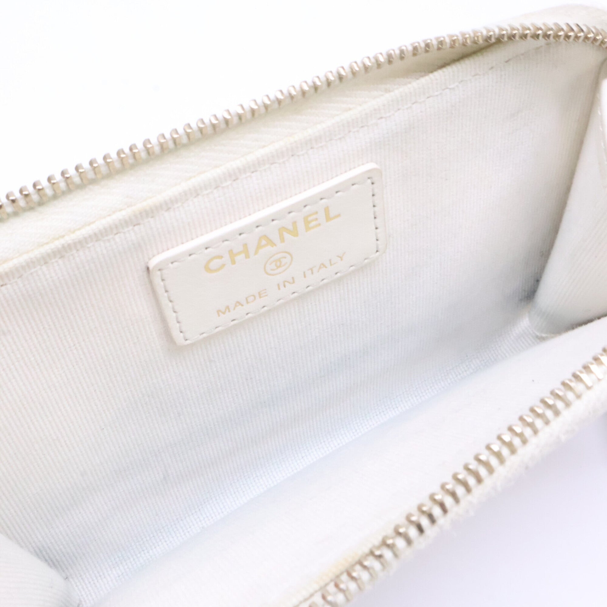 Chanel Gold White Grained Calfskin Coin Purse/Coin Case (Pre-Owned)