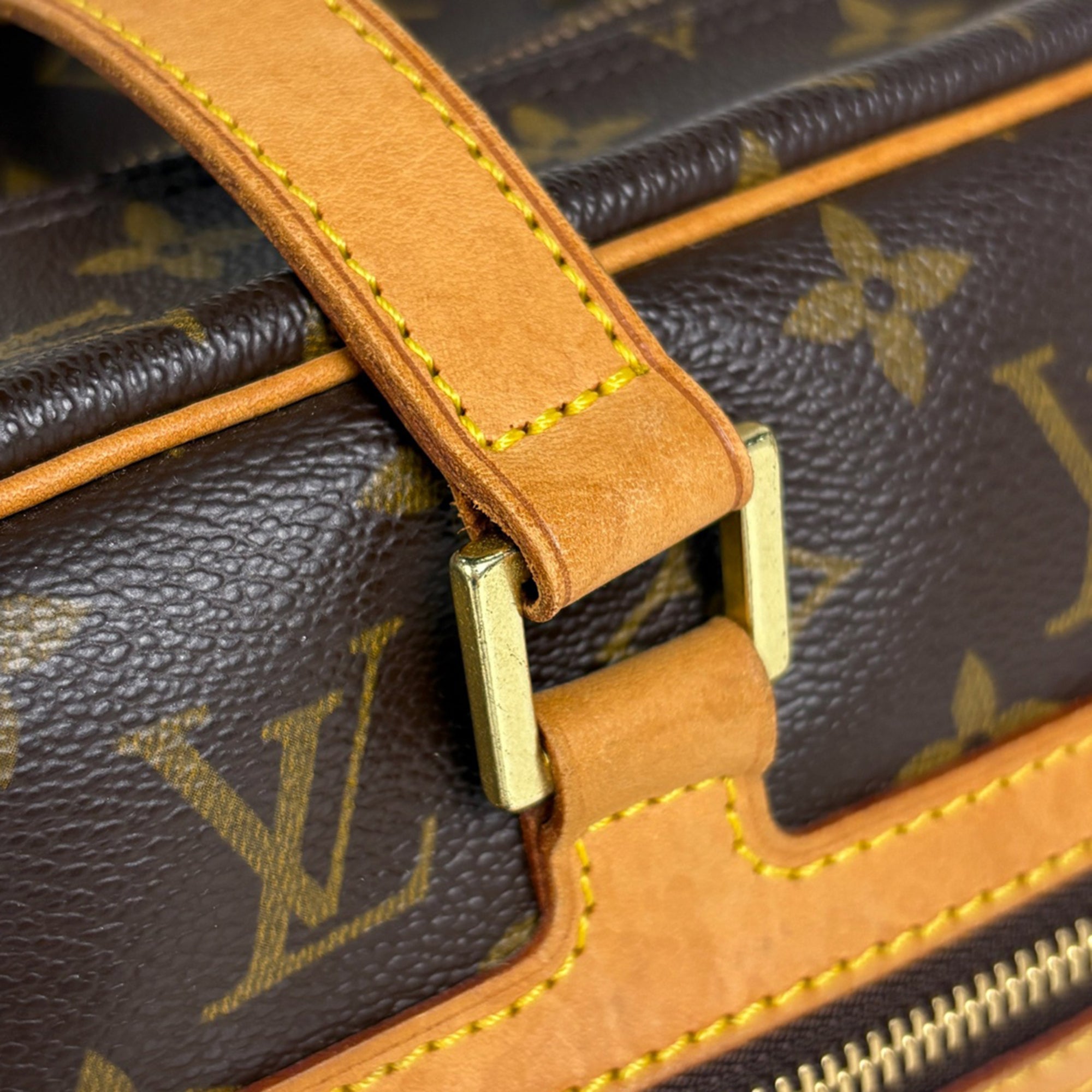 Louis Vuitton Brown Monogram Shoulder Bag (Pre-Owned)