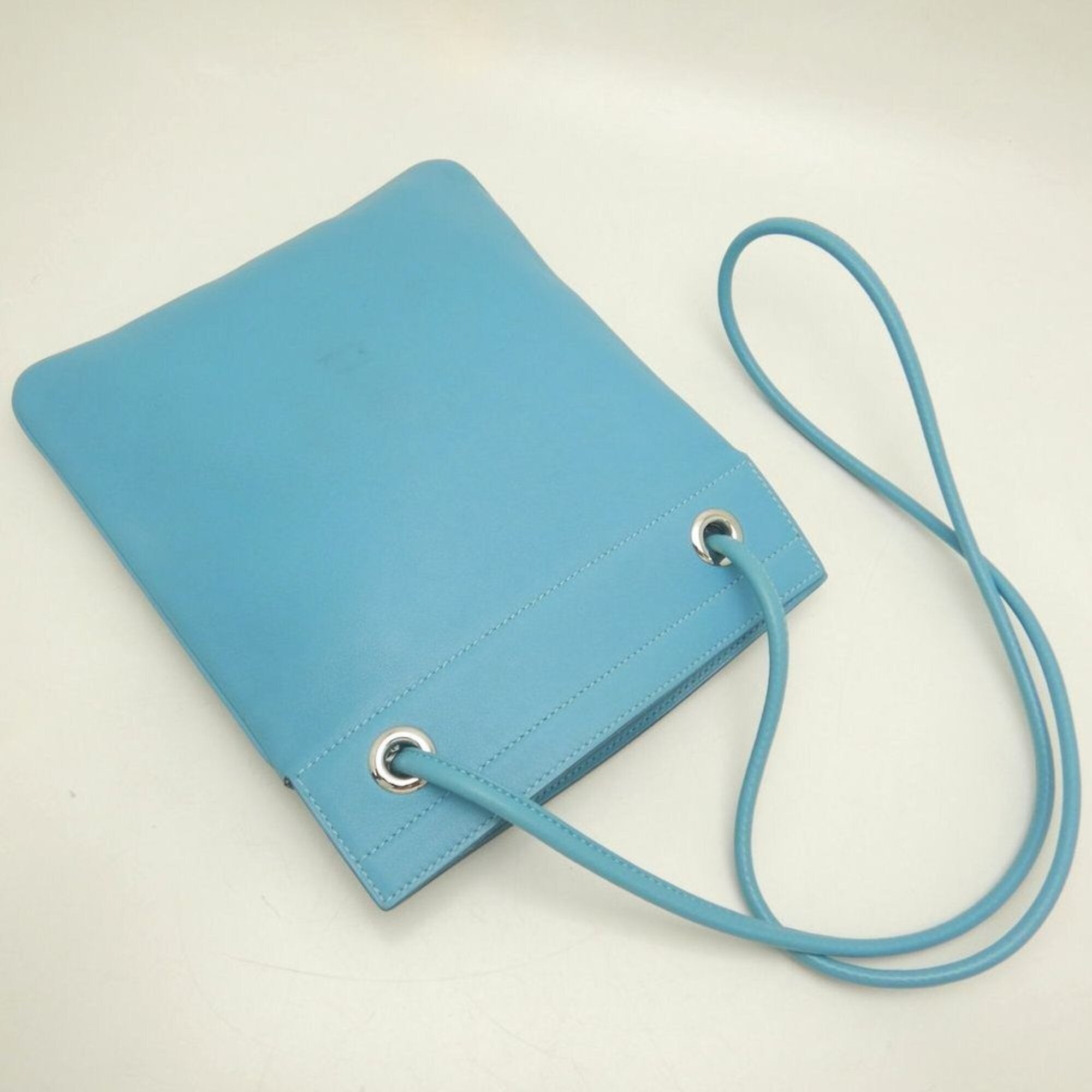Hermes Silver Swift Leather Shoulder Bag (Pre-Owned)