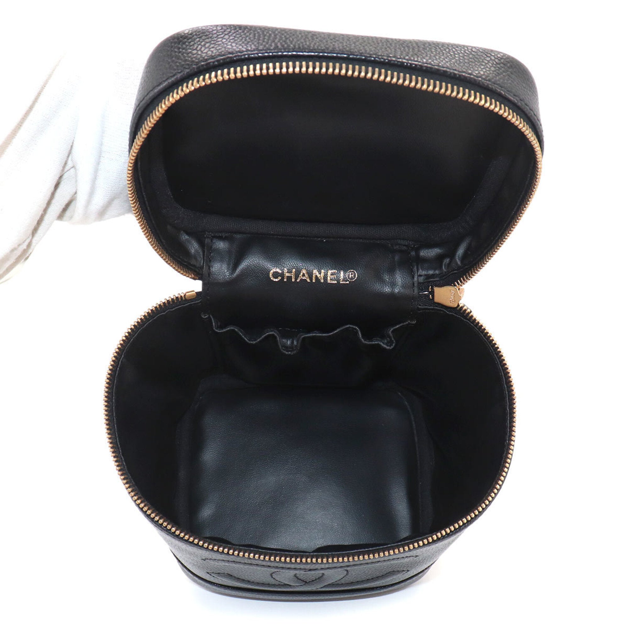 Chanel Black Grained Calfskin Handbag Vanity Bag (Pre-Owned)