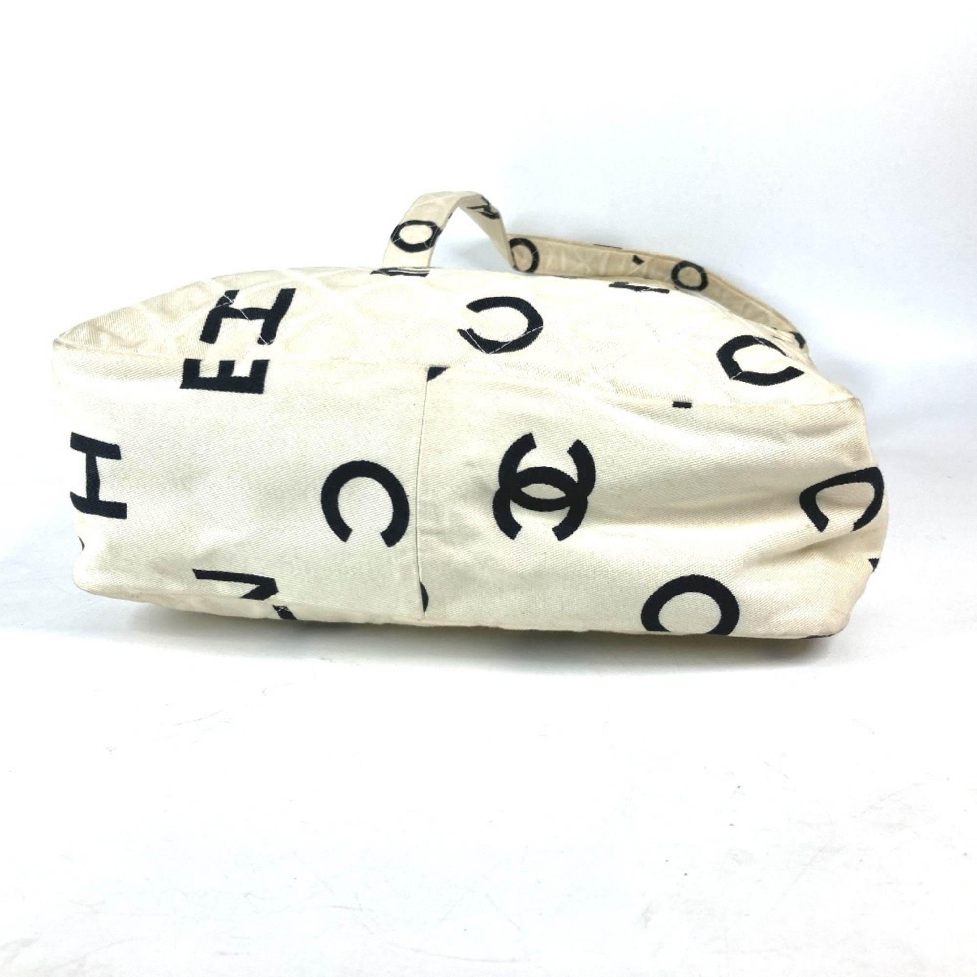 Chanel Black White Canvas Shoulder Bag Tote Bag (Pre-Owned)