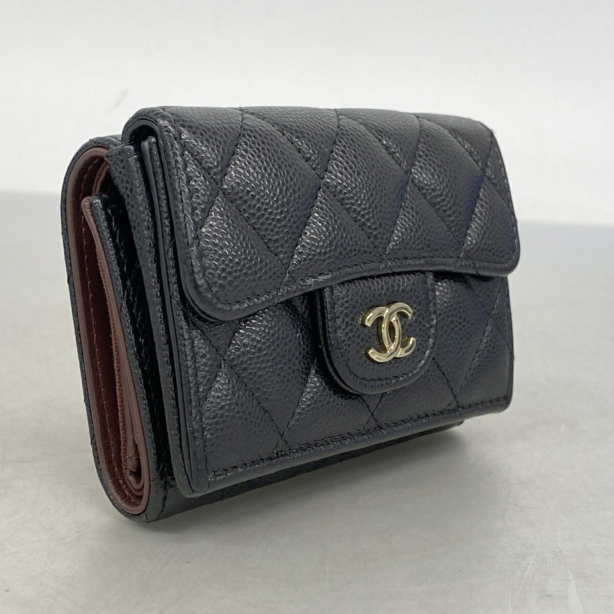 Chanel Black Grained Calfskin Wallet (Tri-Fold) (Pre-Owned)