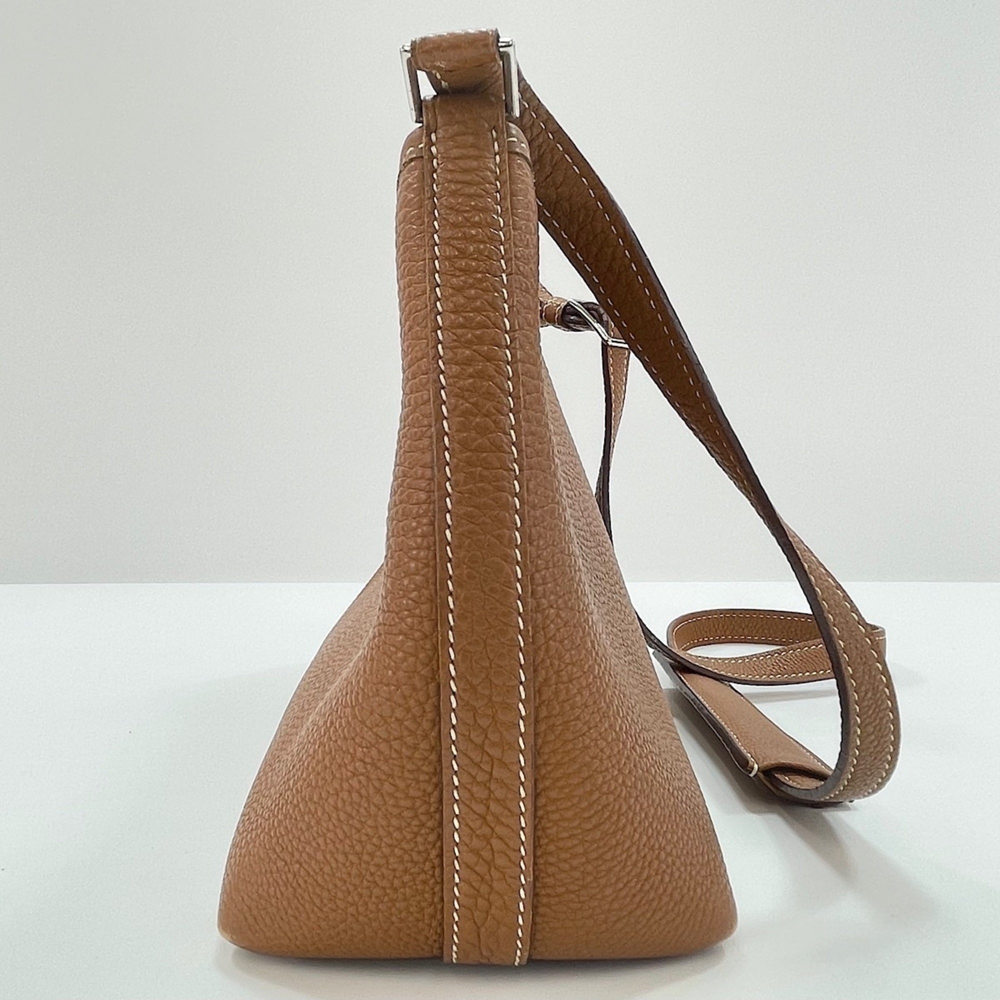 Hermes Brown Shoulder Bag (Pre-Owned)