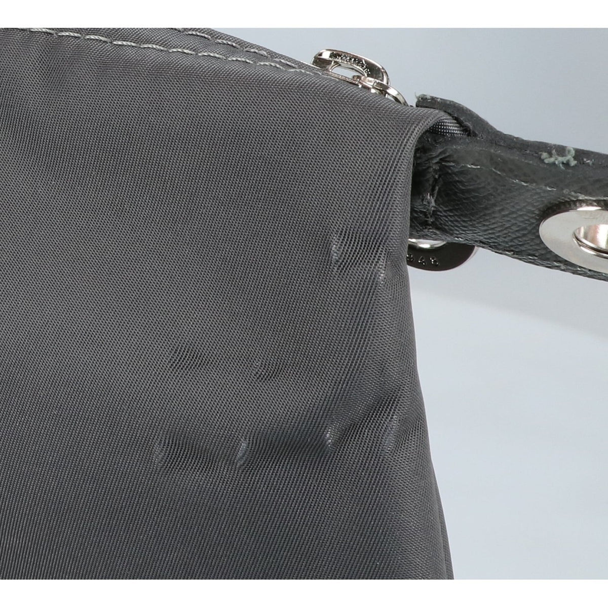 Longchamp Gray Nylon Tote Bag (Pre-Owned)