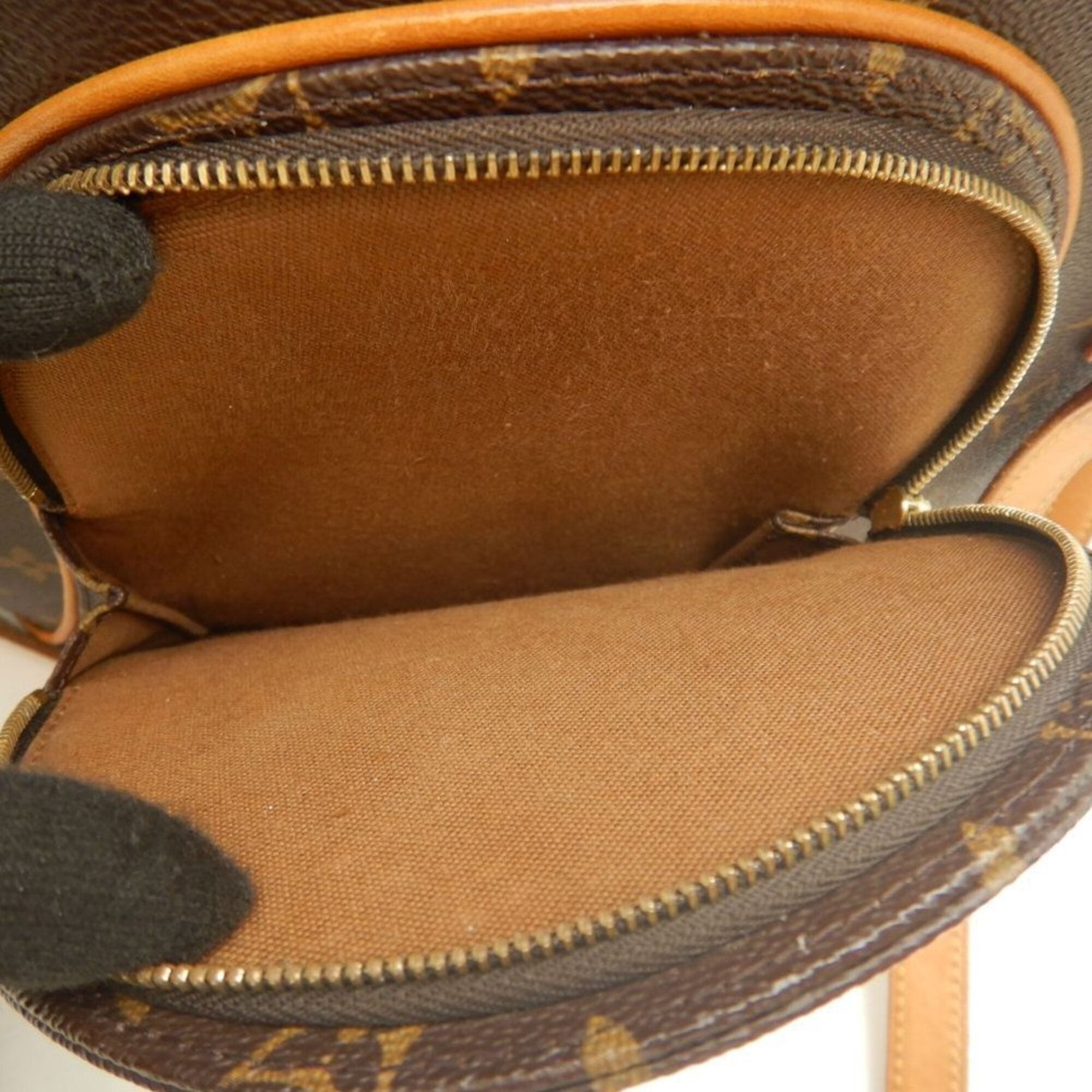 Louis Vuitton Monogram Brown Monogram Shoulder Bag (Pre-Owned)