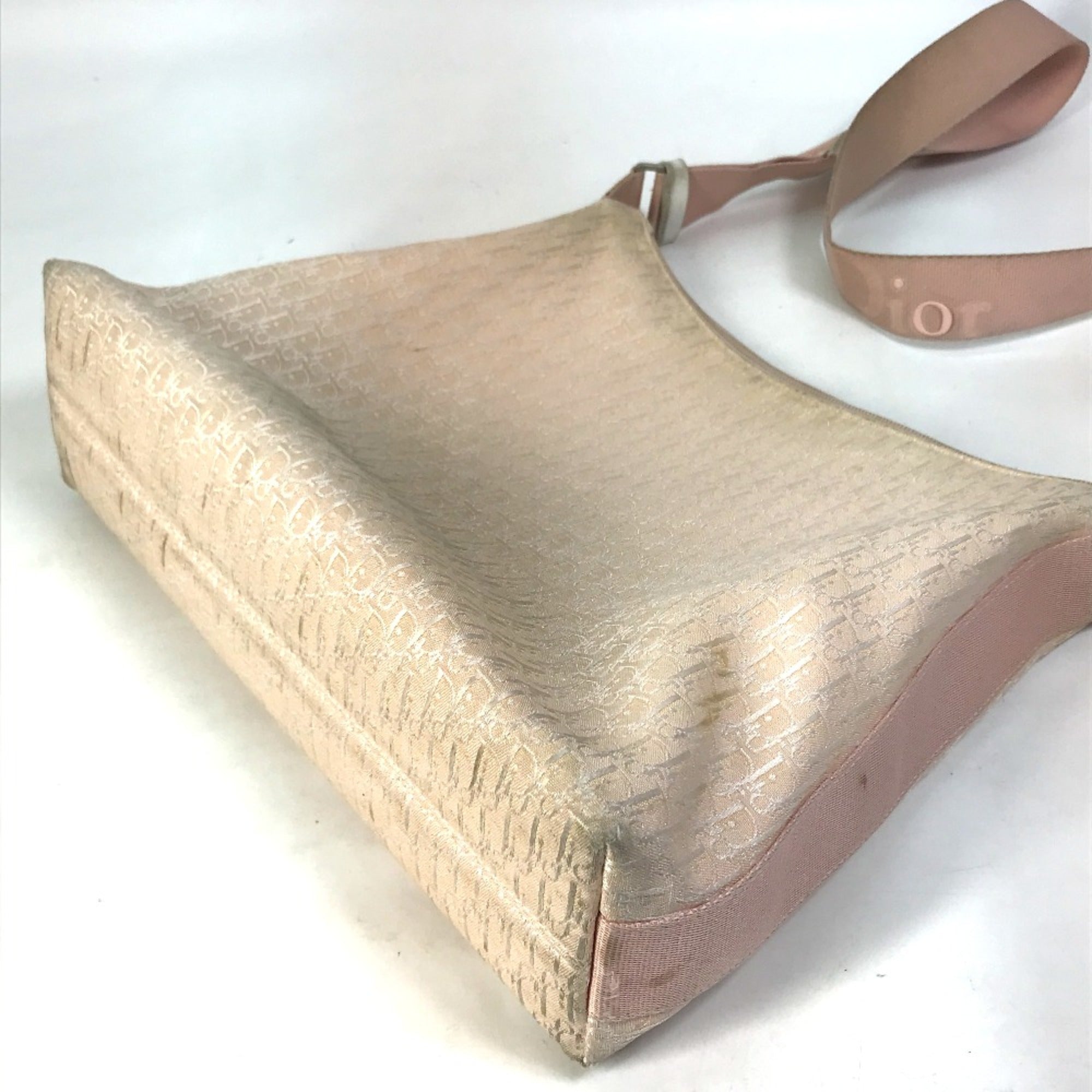 Christian Dior Pink Cloth Shoulder Bag (Pre-Owned)