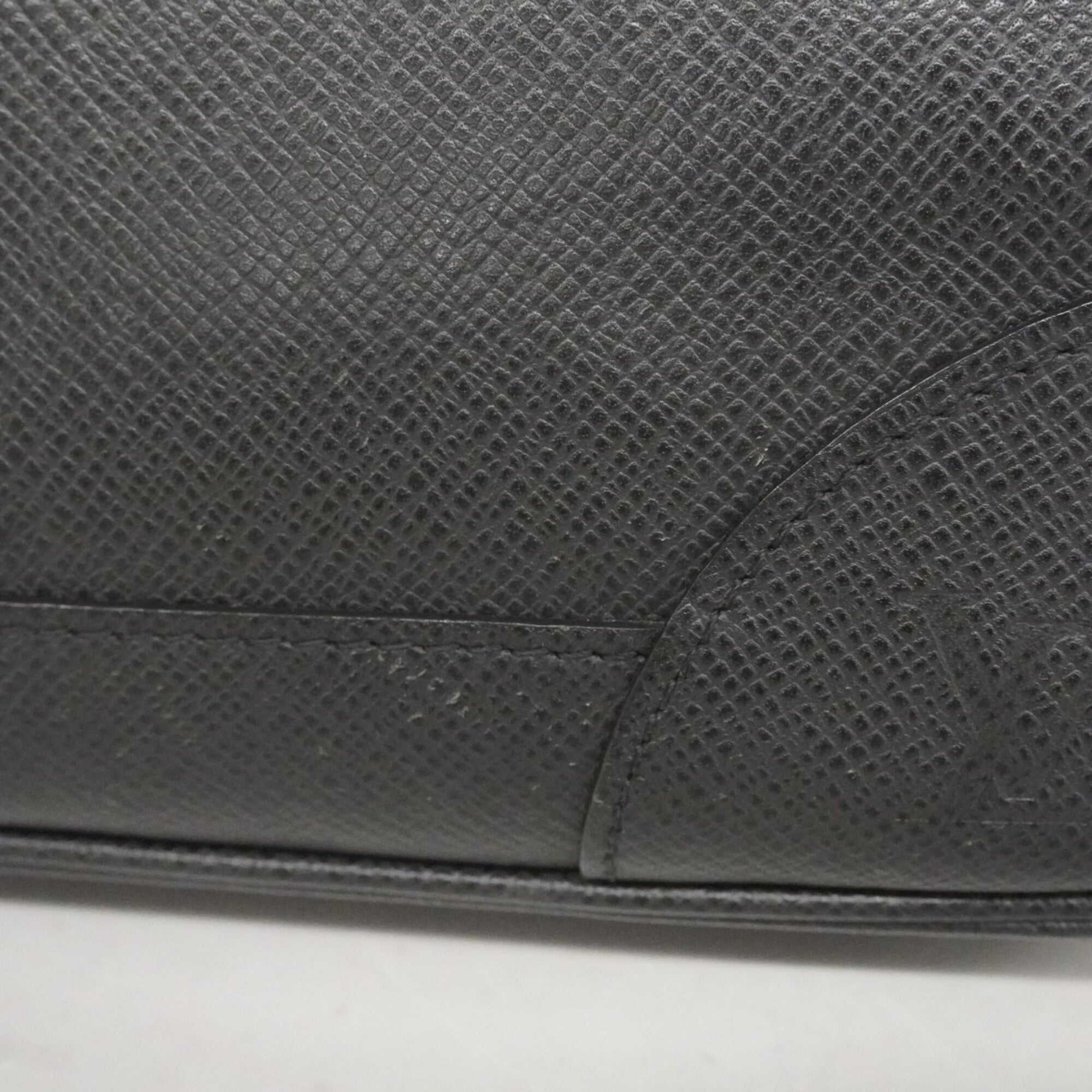 Louis Vuitton Ardoise Clutch Bag (Pre-Owned)