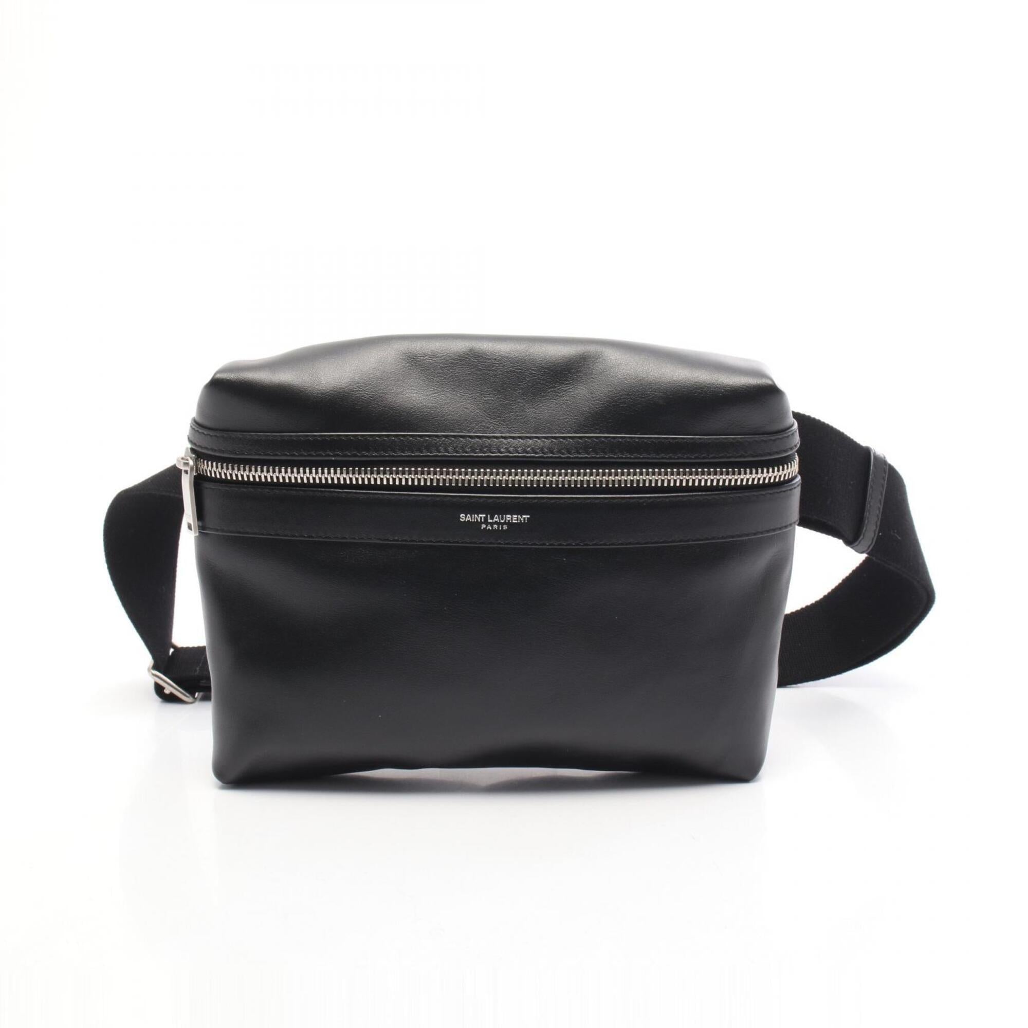 Yves Saint Laurent Black Leather Fanny Pack Handbag (Pre-Owned)