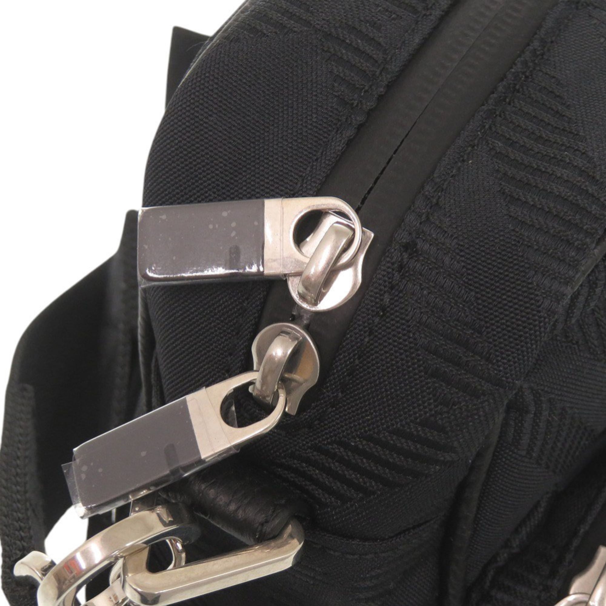 Burberry Black Nylon Polyester Shoulder Bag (Pre-Owned)