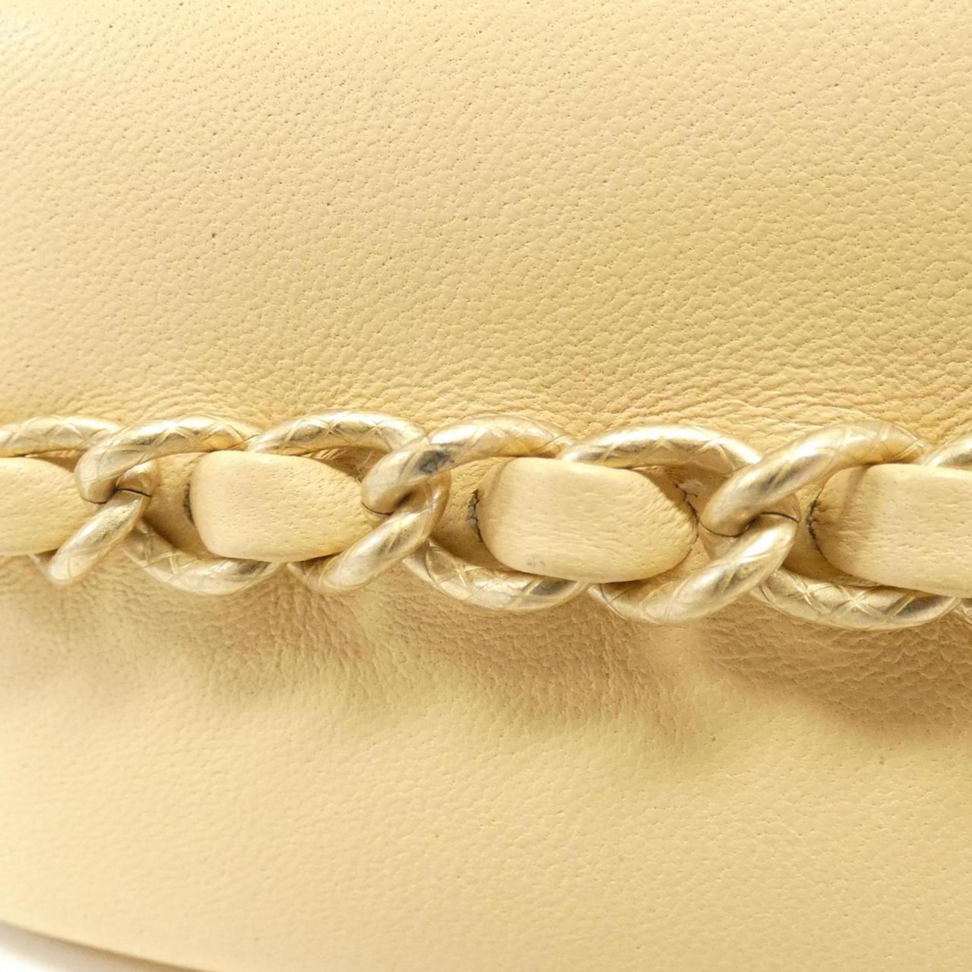 Chanel Beige Leather Shoulder Bag (Pre-Owned)