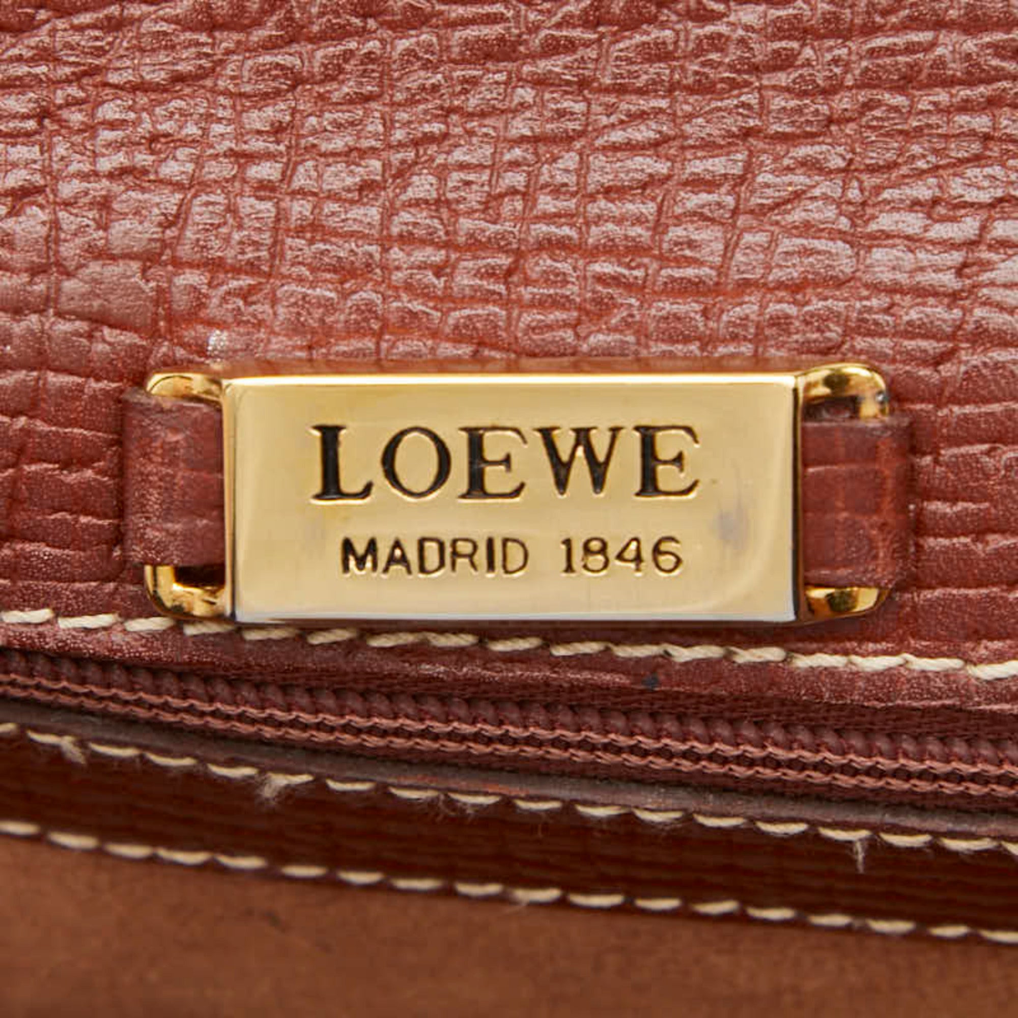 Loewe Brown Leather Handbag (Pre-Owned)