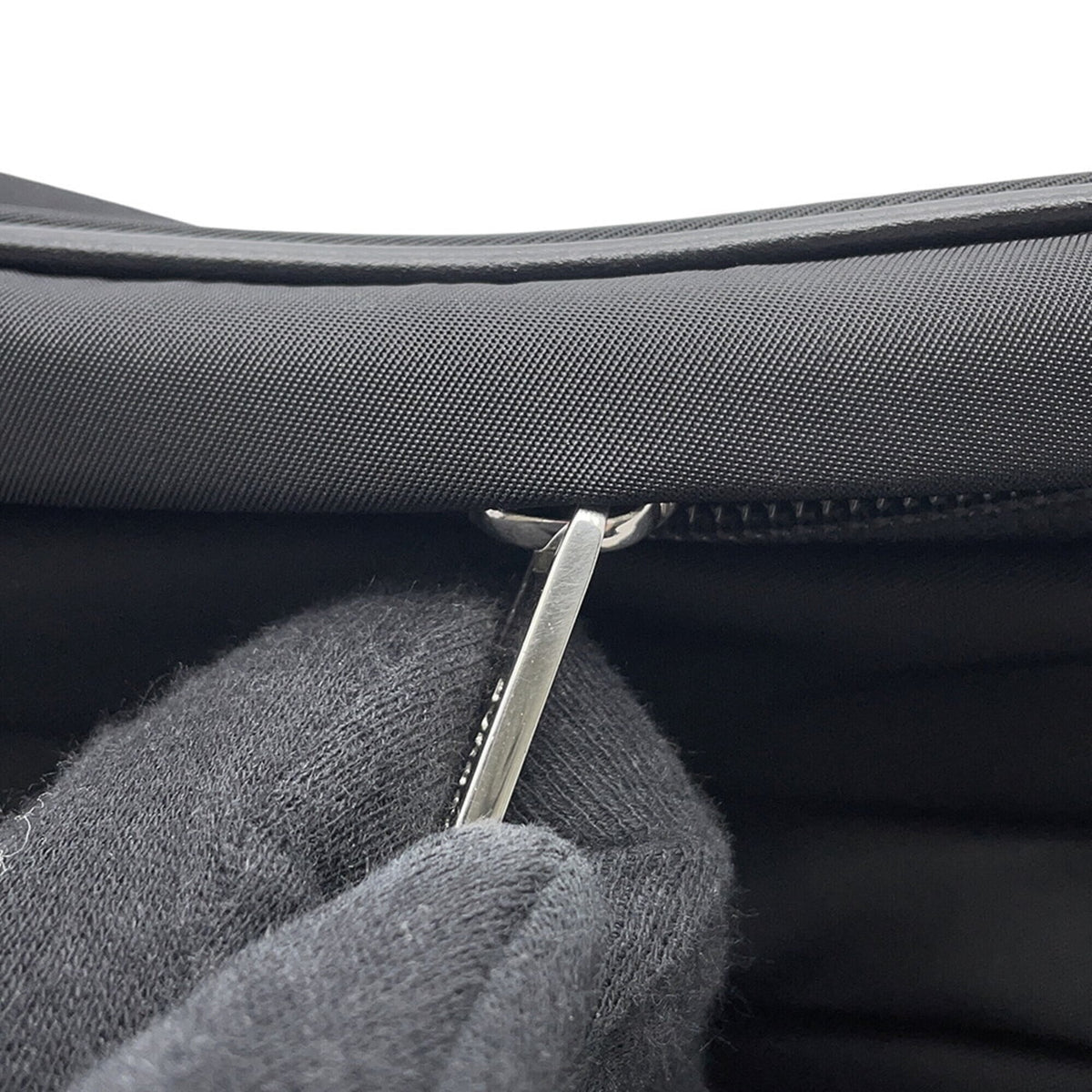 Burberry Black Nylon Sling Bag (Pre-Owned)