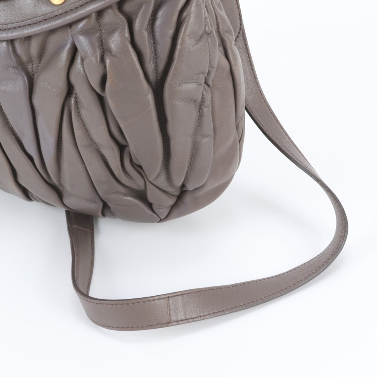 Miu Miu Brown Leather Handbag Shoulder Bag Tote Bag (Pre-Owned)