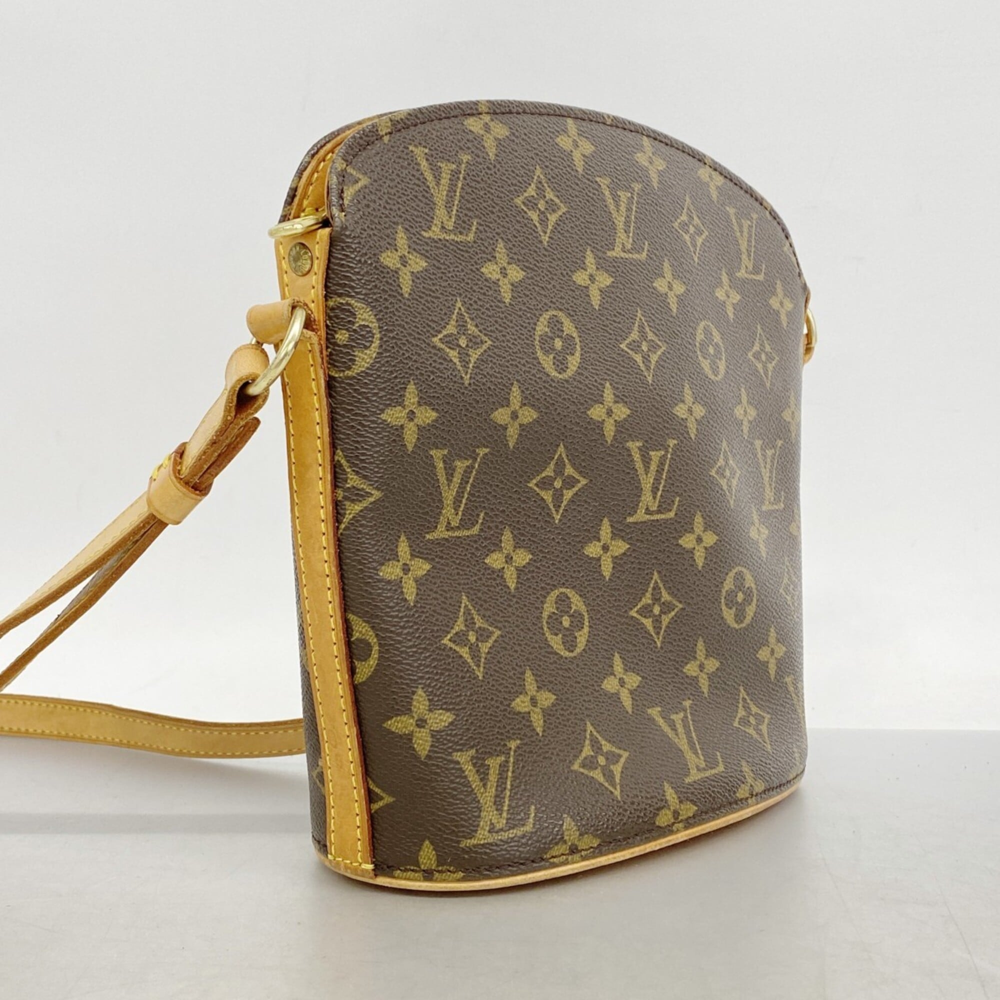 Louis Vuitton Brown Shoulder Bag (Pre-Owned)
