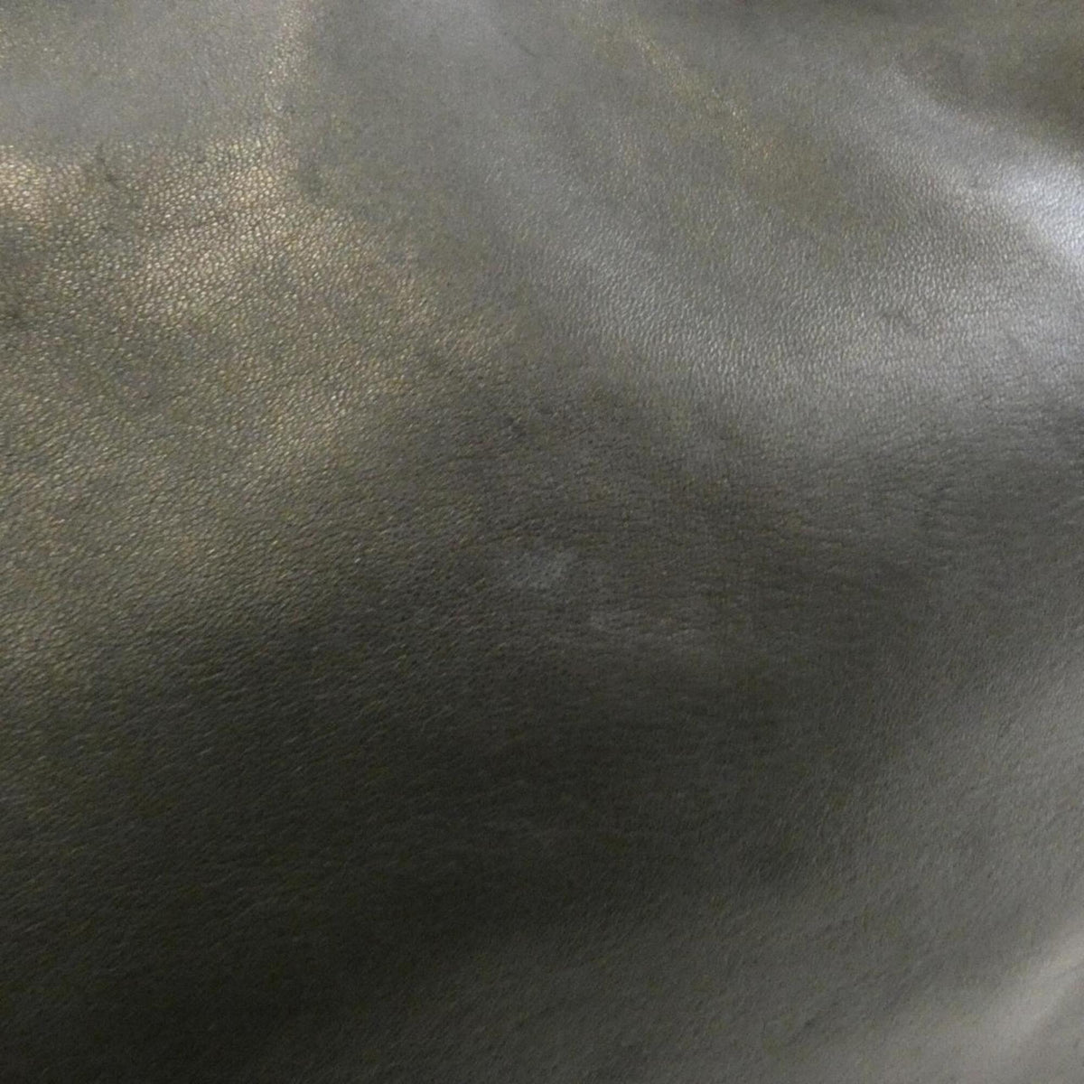 Loewe Black Leather Handbag (Pre-Owned)