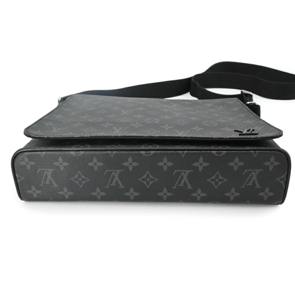 Louis Vuitton Monogram Eclipse Black Monogram Eclipse Messenger Bag Shoulder Bag (Pre-Owned)