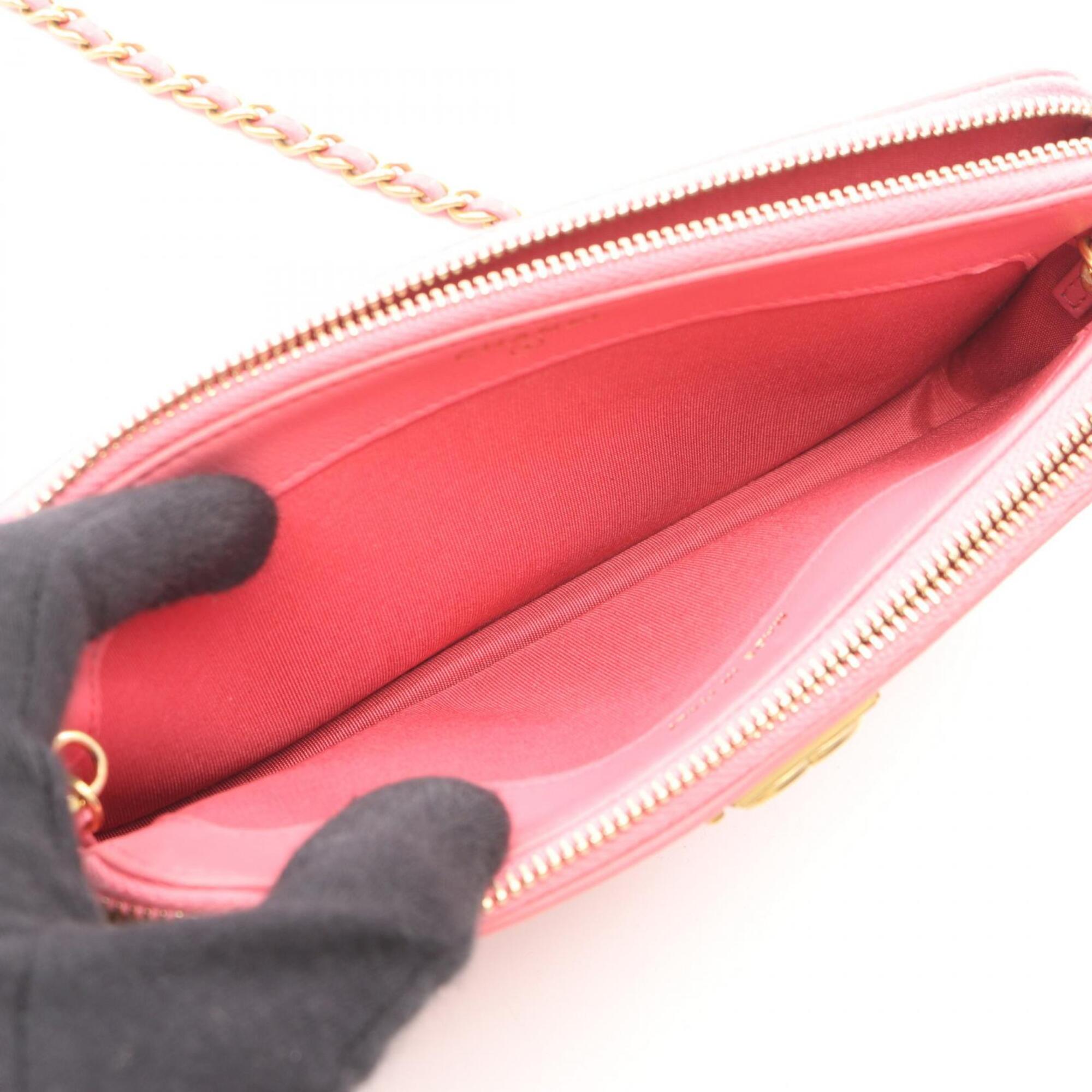 Chanel Pink Leather Handbag Shoulder Bag (Pre-Owned)