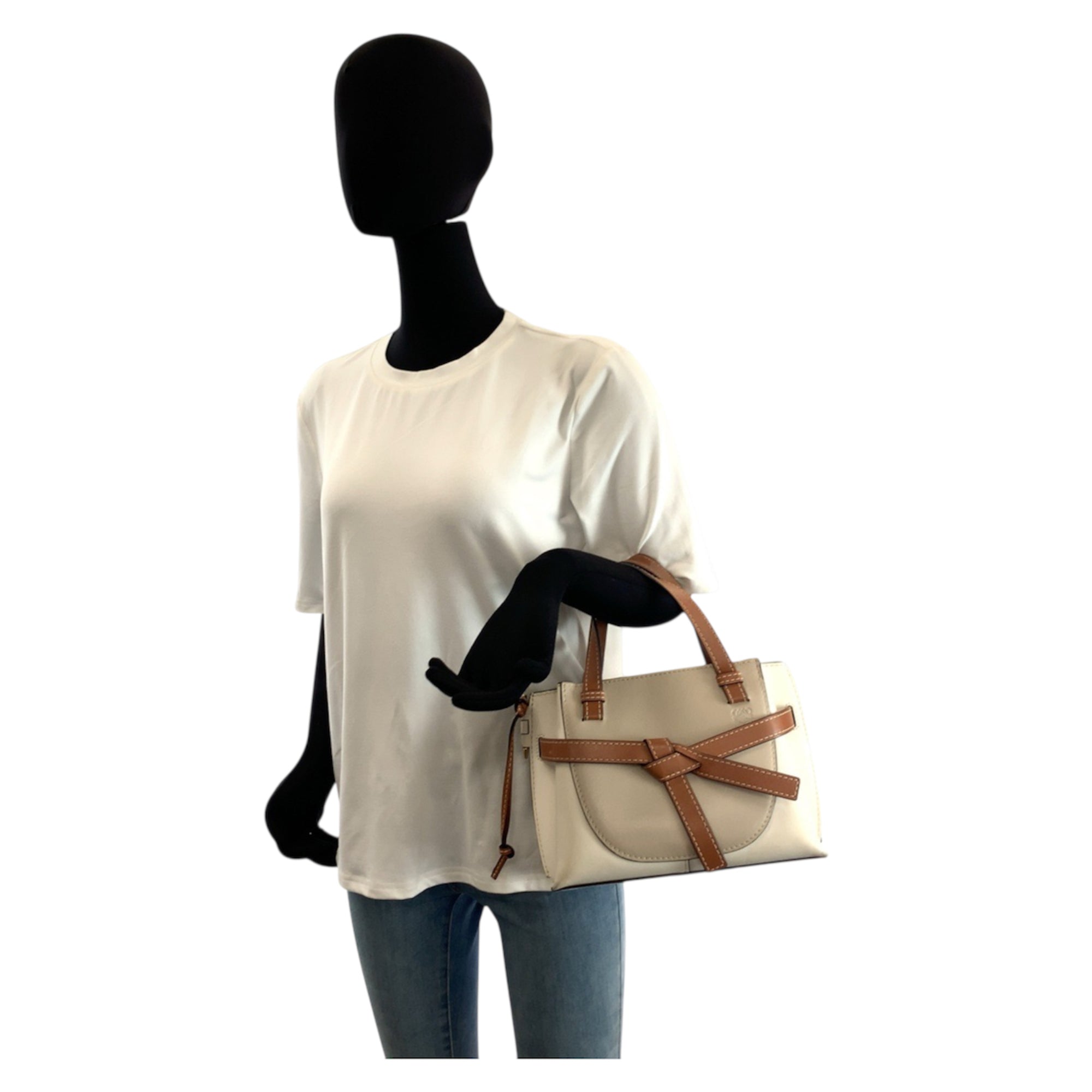 Loewe Beige Brown Leather Handbag (Pre-Owned)