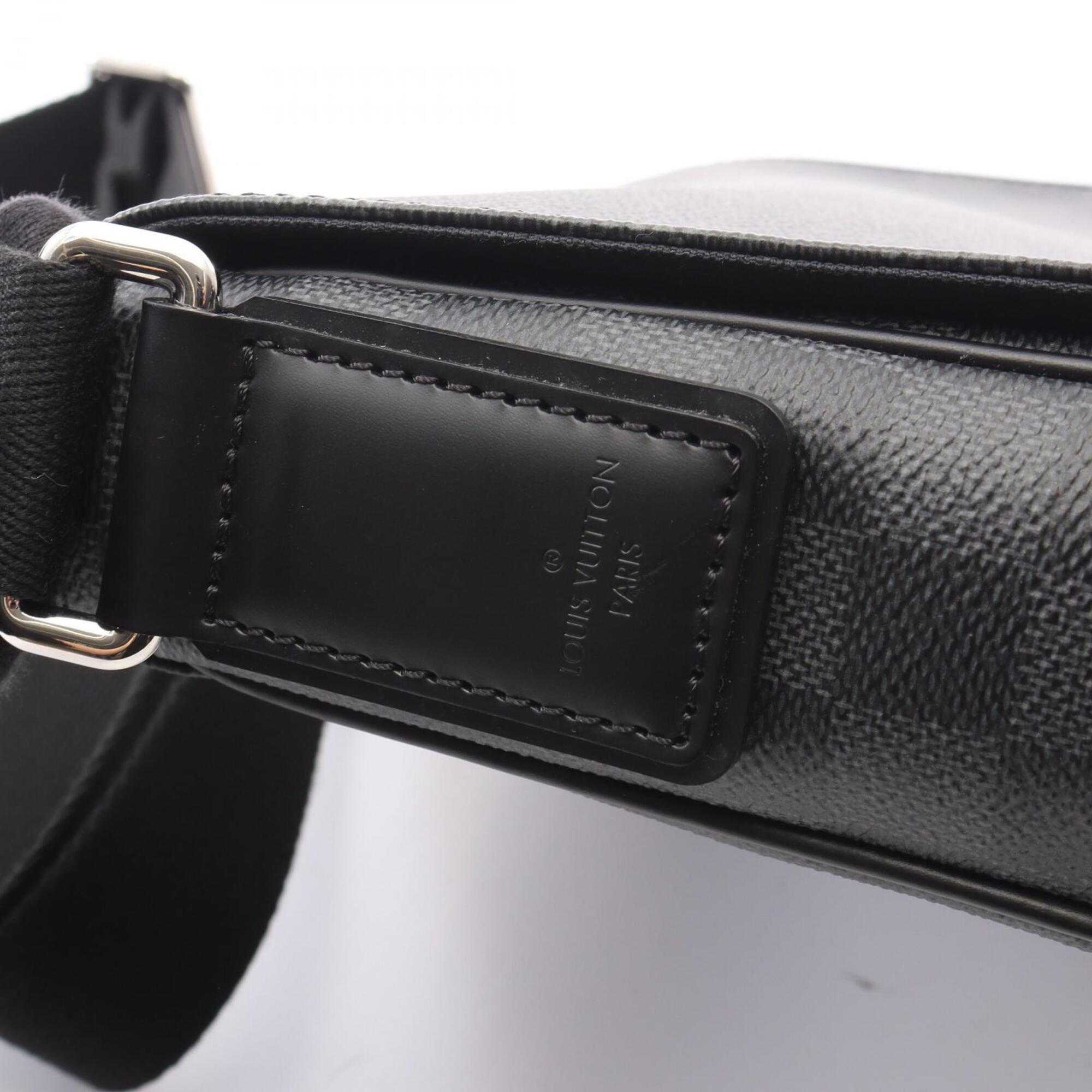 Louis Vuitton Black Damier Graphite Leather Handbag Shoulder Bag (Pre-Owned)